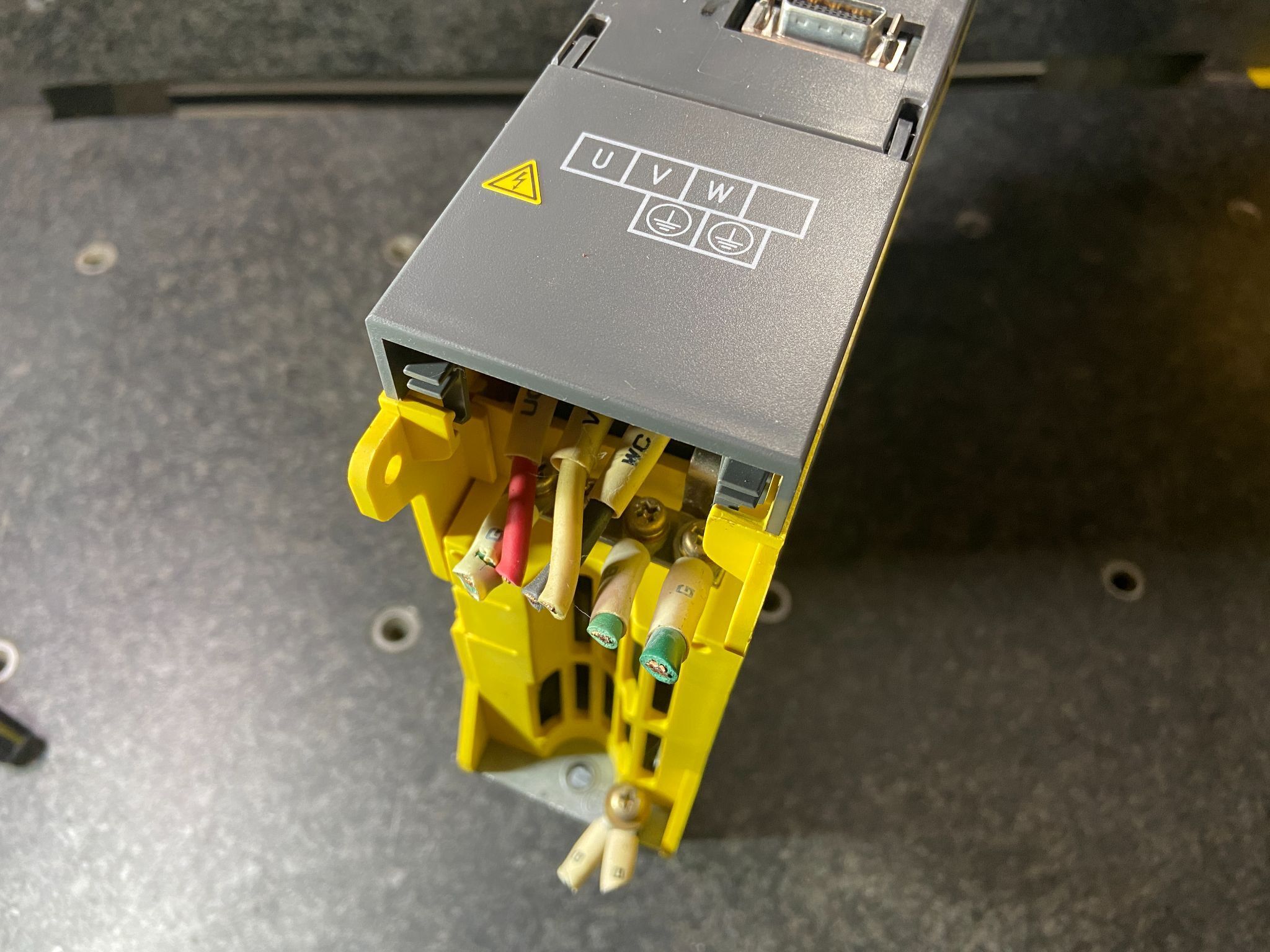 FANUC A06B-6079-H105 Module Series G Servo Amp Amplifier 4