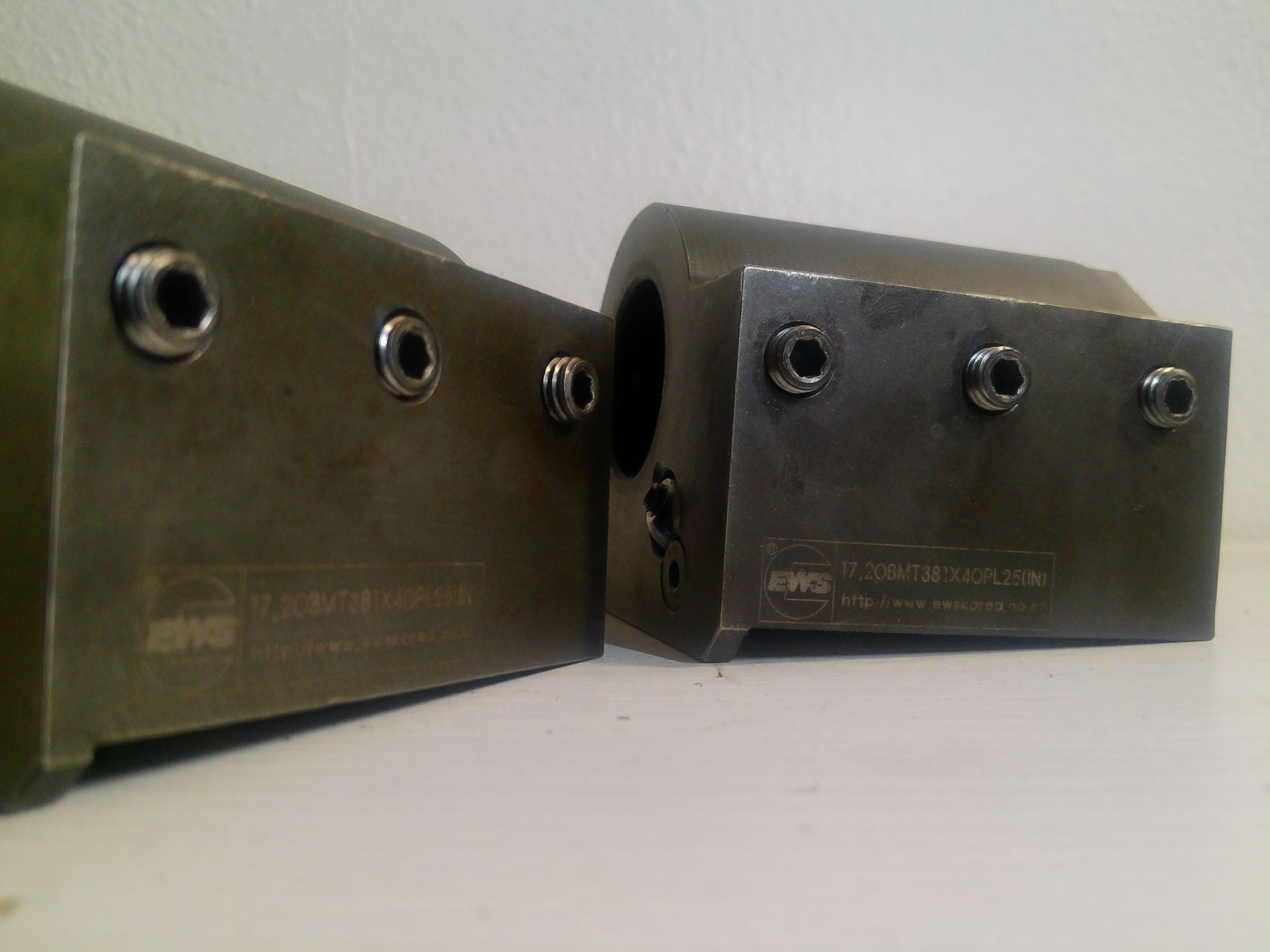 EWS 76 x 39 mm 3