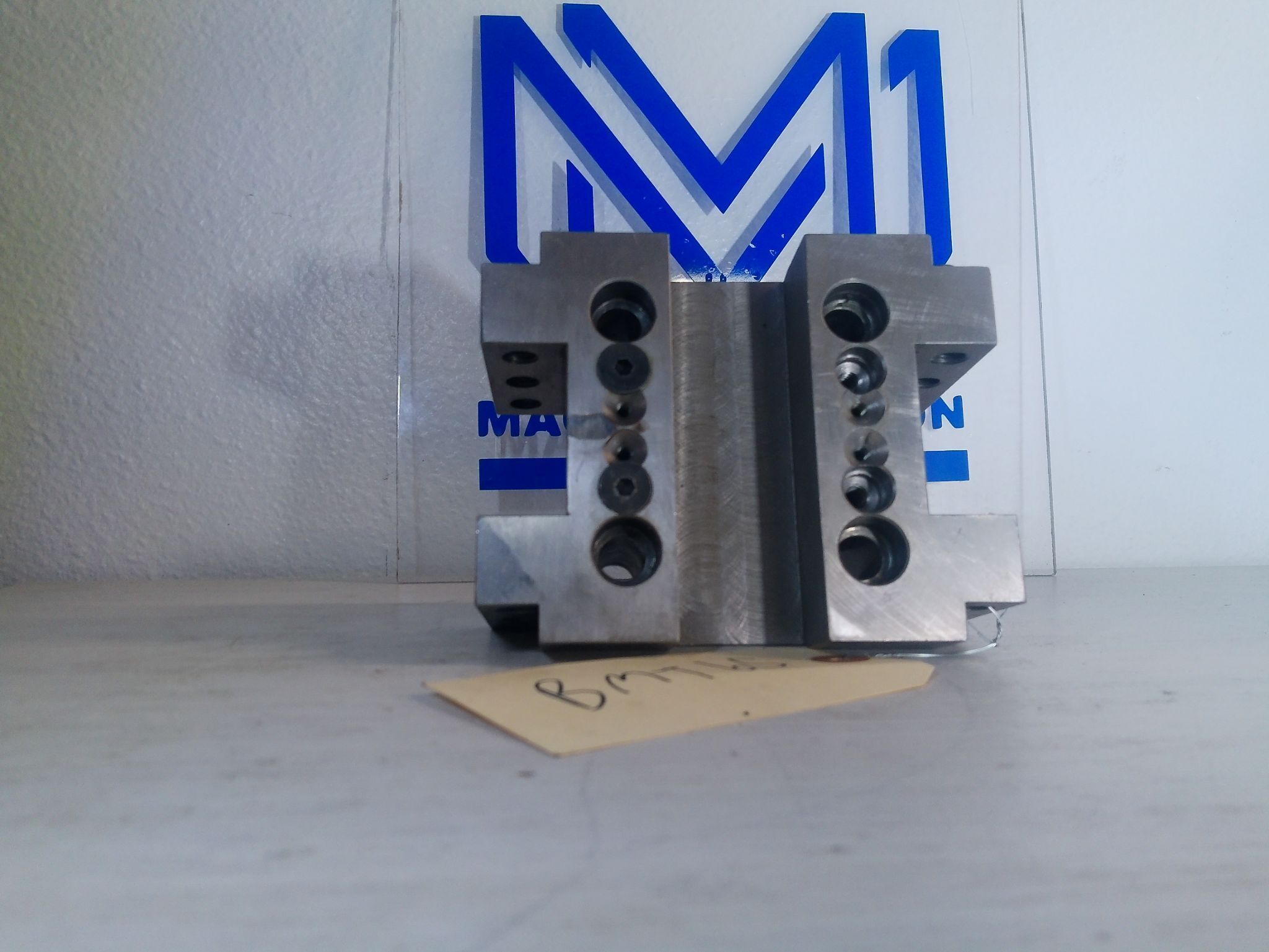 71 mm x 69 mm Nakamura Tome OD Turning Tool Holder TW20 Static Holder 1