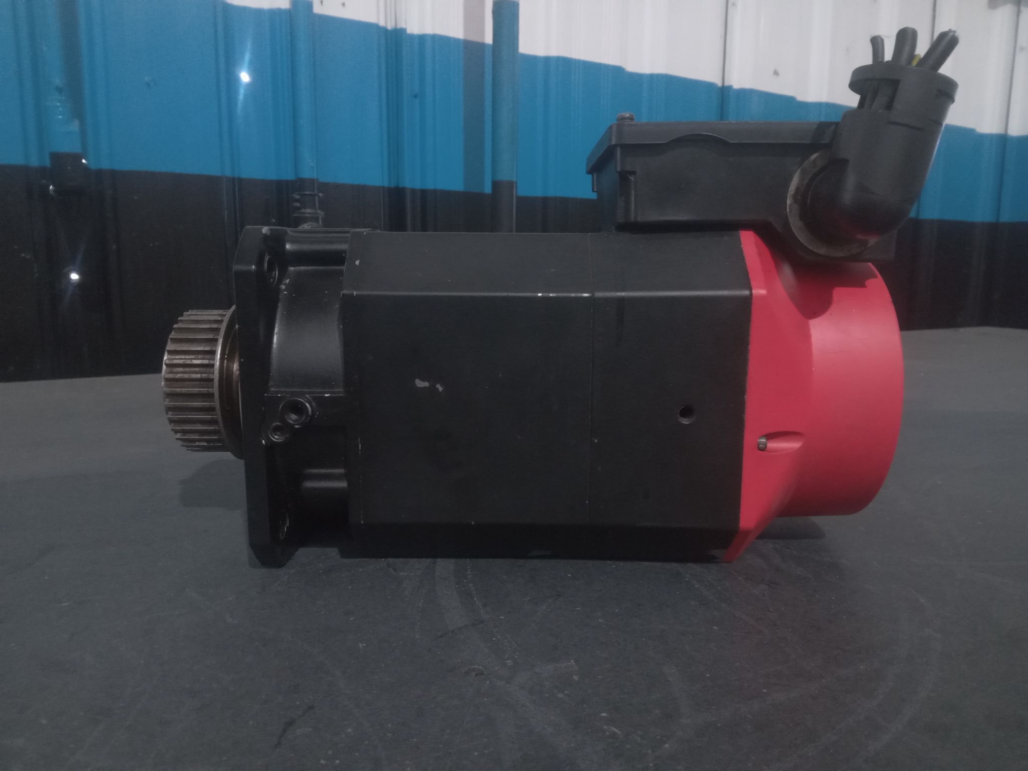 FANUC A06B-0852-B100 AC SPINDLE MOTOR 2
