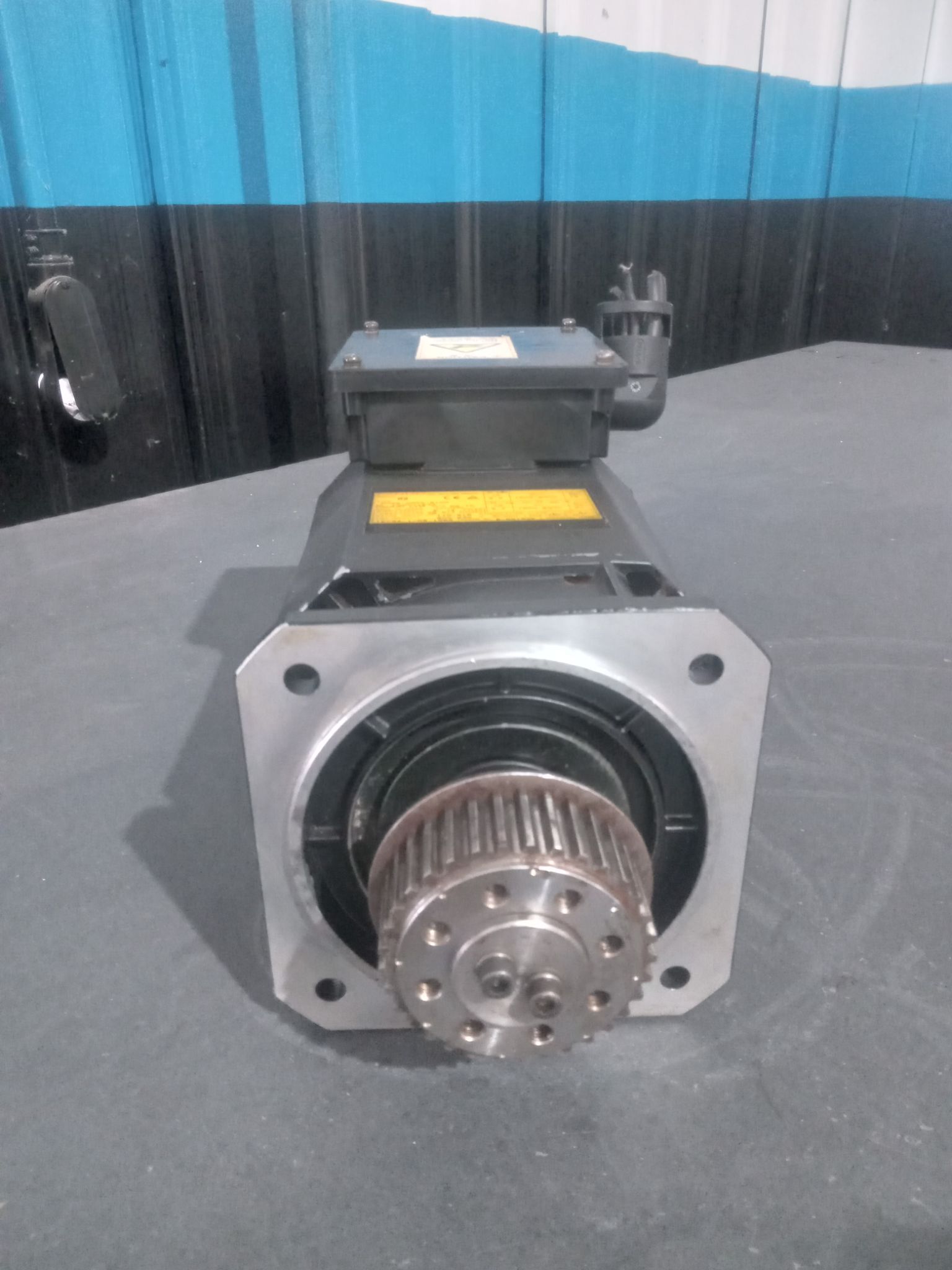 FANUC A06B-0852-B100 AC SPINDLE MOTOR 8