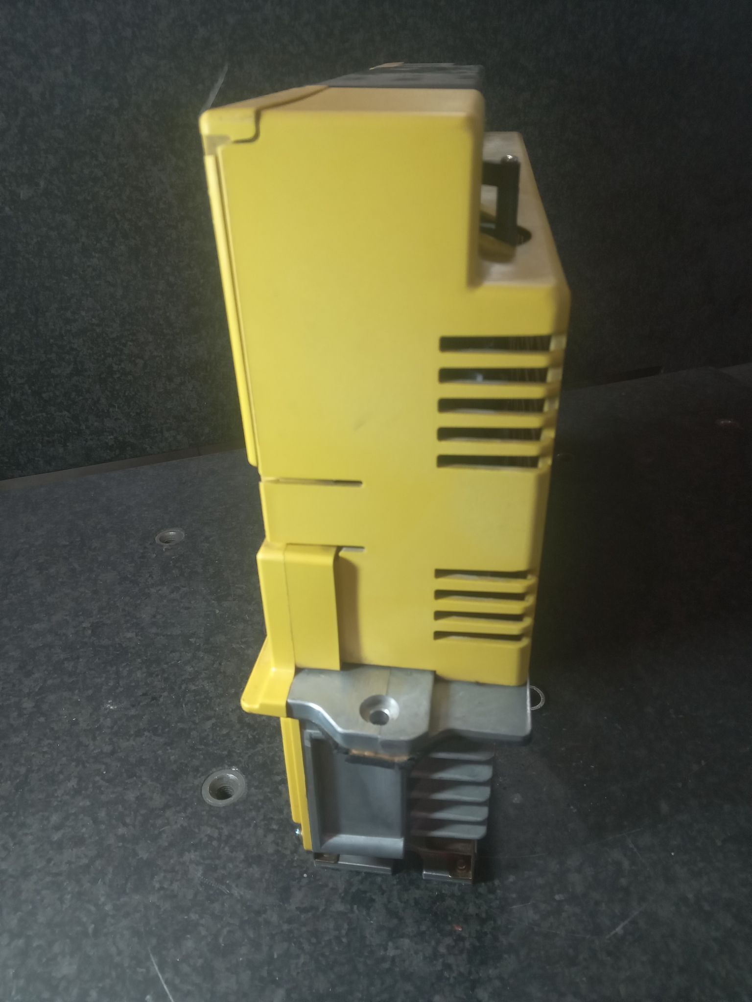 FANUC A06B-6066-H006 AC Servo Amp Amplifier C-Series 7