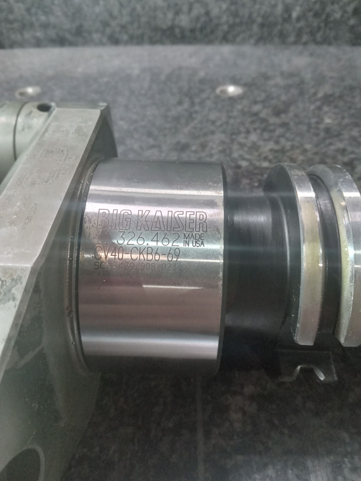 BIG KAISER 0D57-9QCKB6-CKR4 Boring Head on Cat 40 Tool holder pin Turning 2
