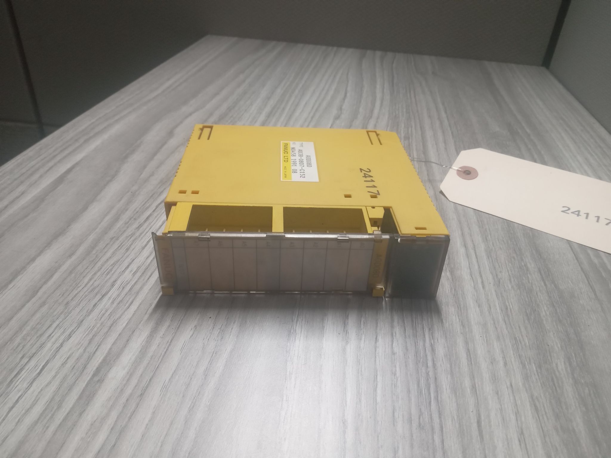 FANUC A03B-0807-C152 OUTPUT MODULE 2