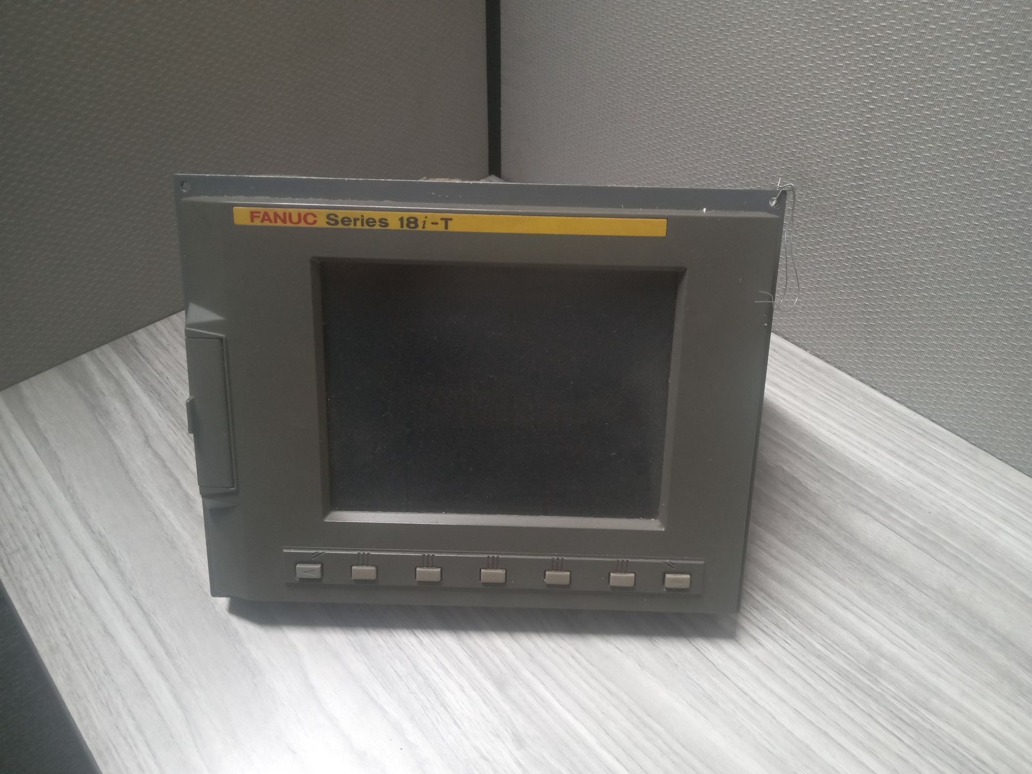 Fanuc A02B-0238-B532 Series 18i-TA CNC Machine Display Series 18i-T 0