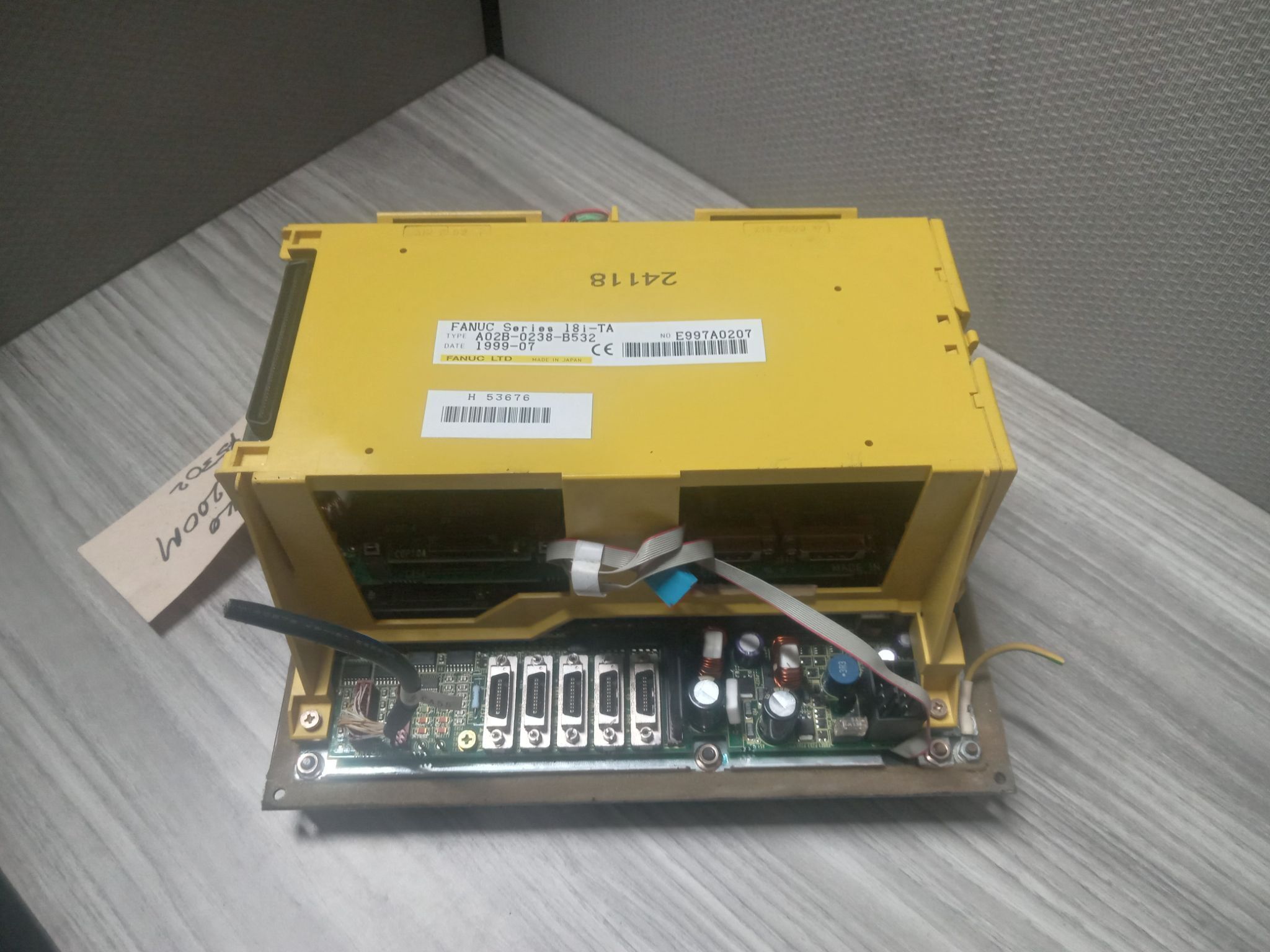 Fanuc A02B-0238-B532 Series 18i-TA CNC Machine Display Series 18i-T 2