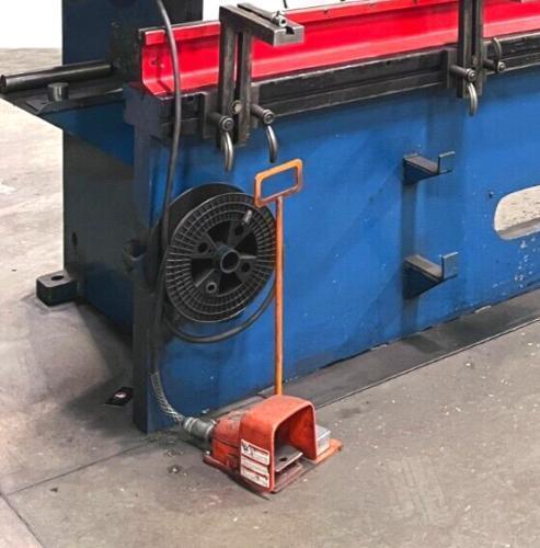 Pacific 100 TON 12' Hydraulic Press Brake 6