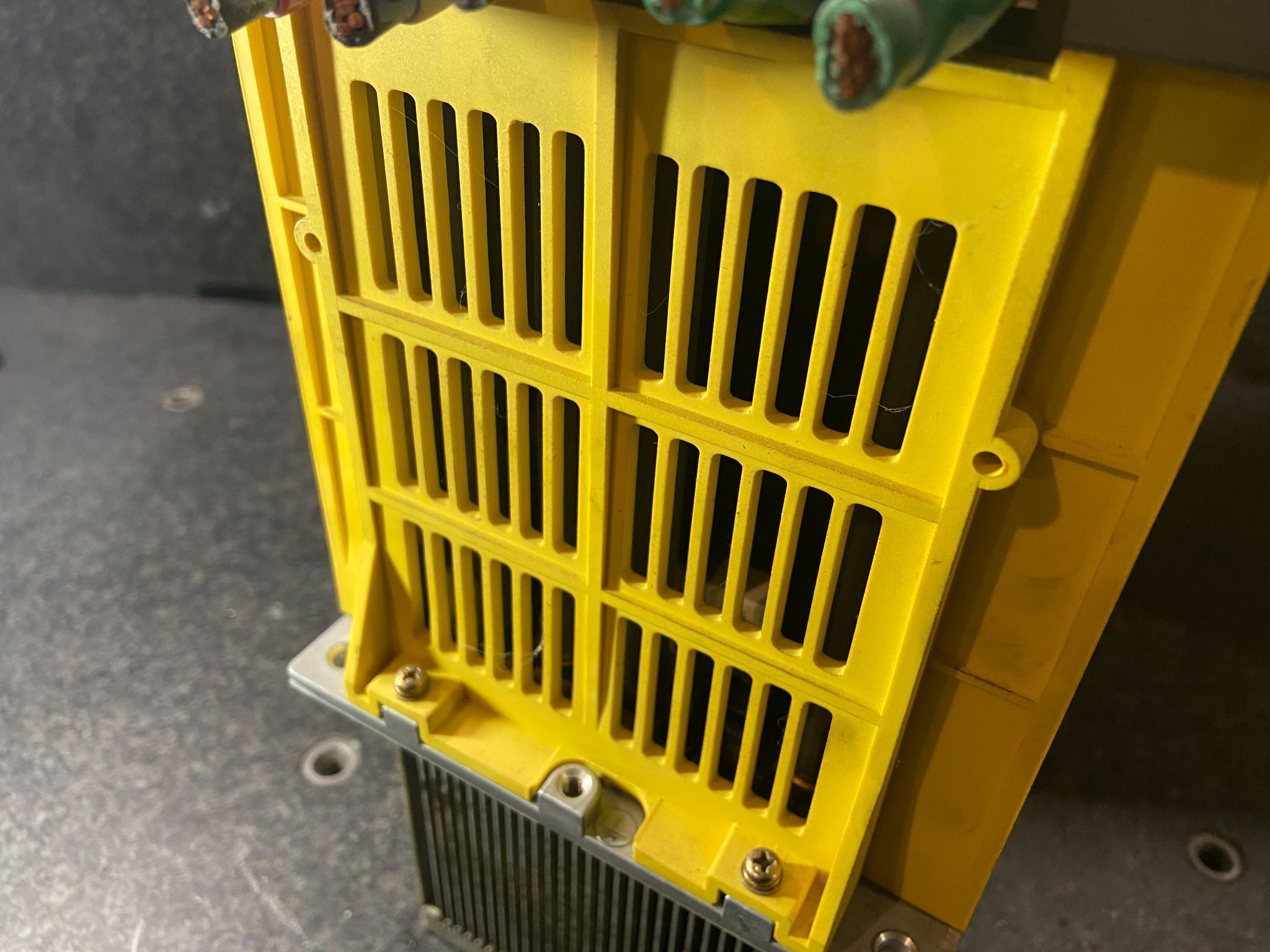FANUC A06B-6087-H126 Module Series F Power Supply 4