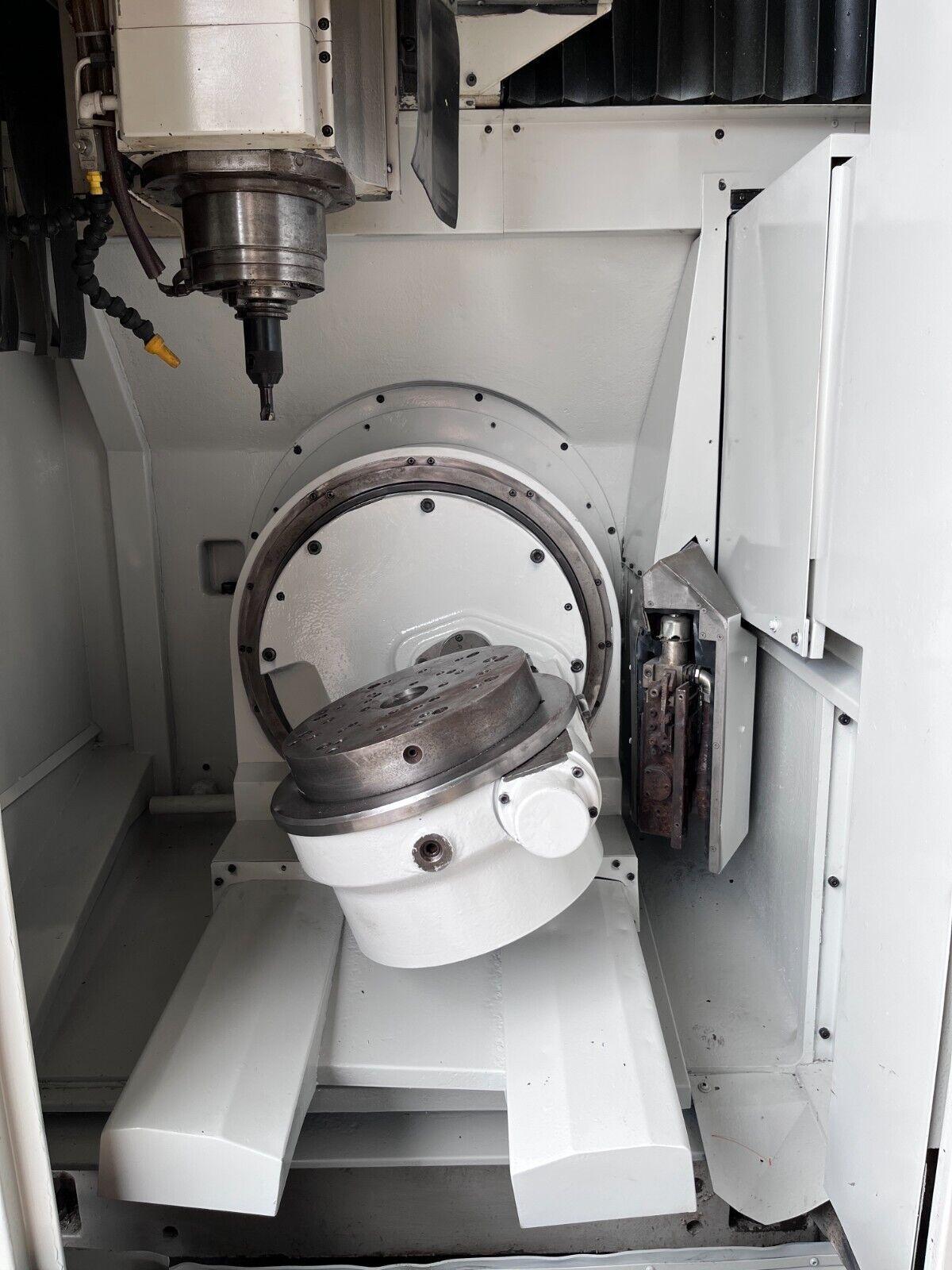 Okuma VH-40 CNC 5 Axis Mill Vertical Machining Center 3