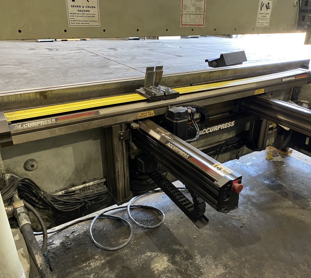 Accurpress 713010 130 Ton 10' 5 Axis CNC Hydraulic Press Brake 7