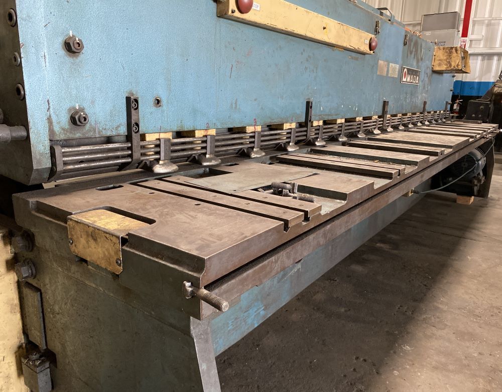 Amada M-4045 Power Squaring Shear 6