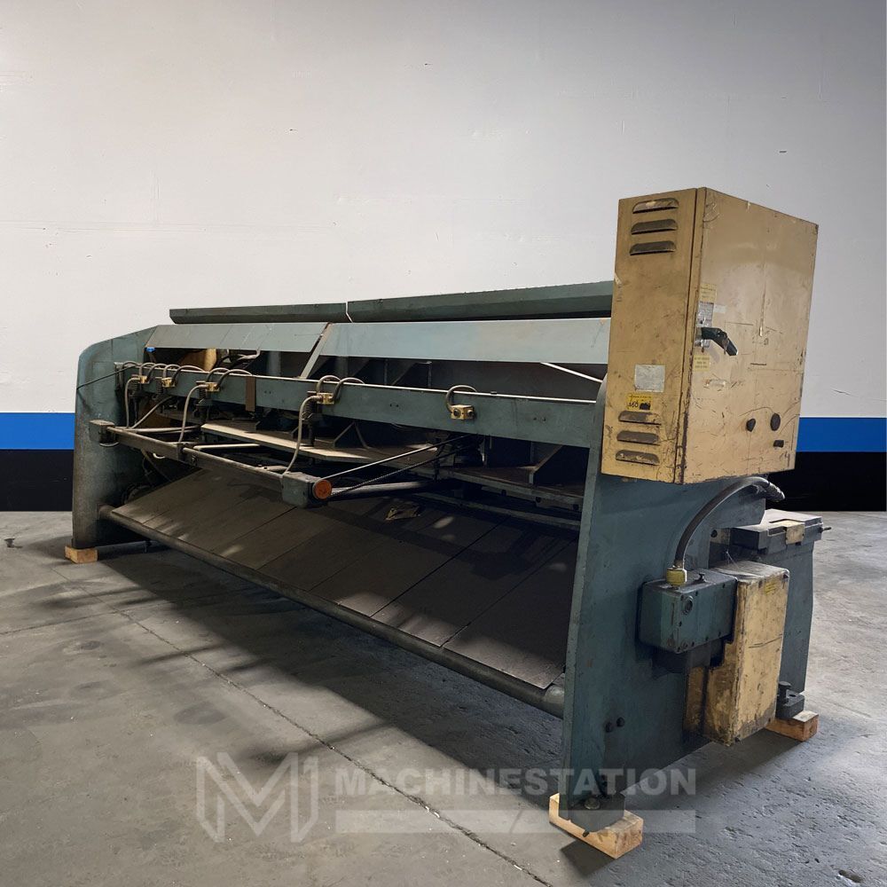 Amada M-4045 Power Squaring Shear 5