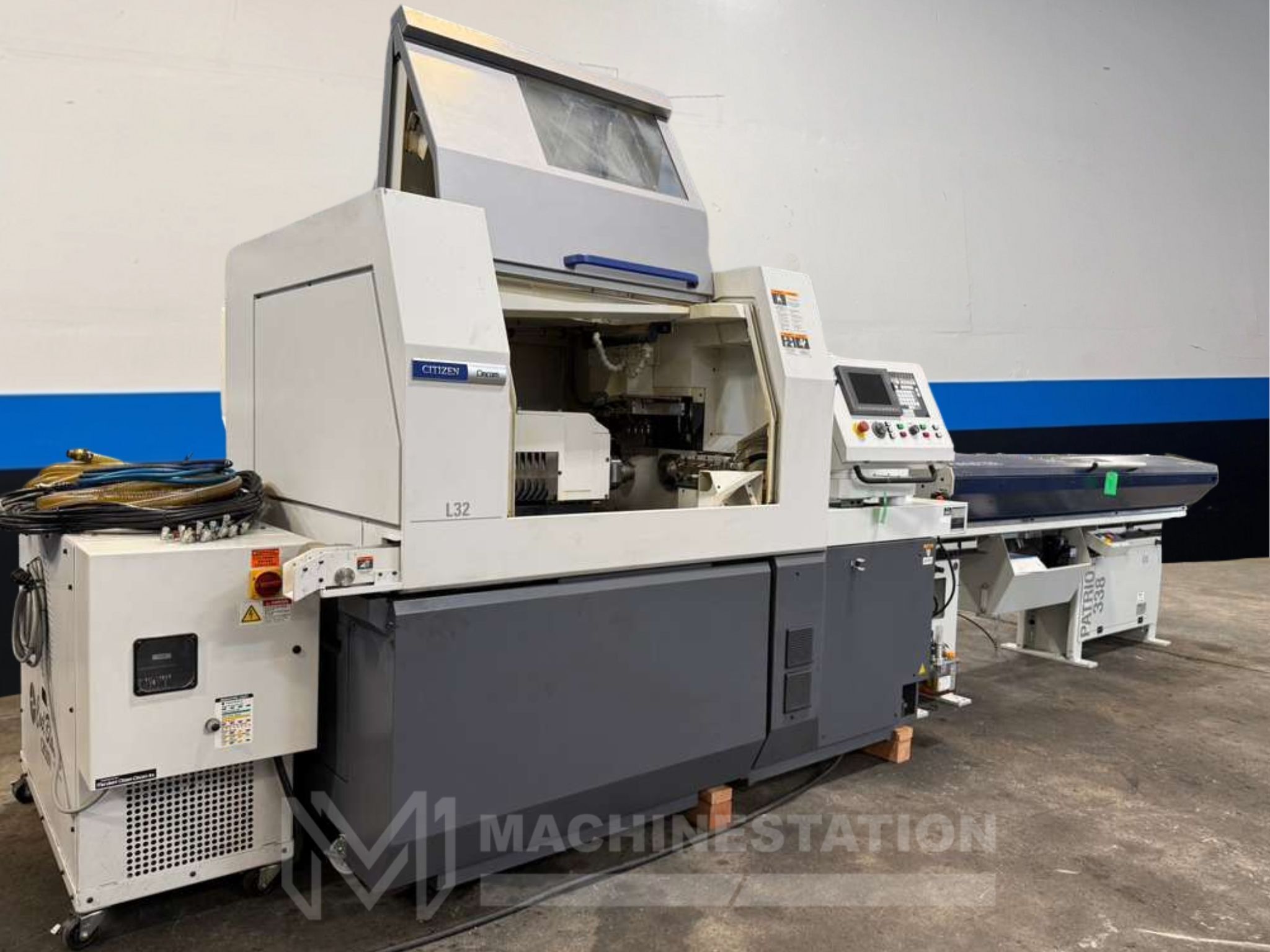 Citizen Cincom L32-1M8 CNC Swiss Type Automatic Lathe - 2019 Bar Feeder 3
