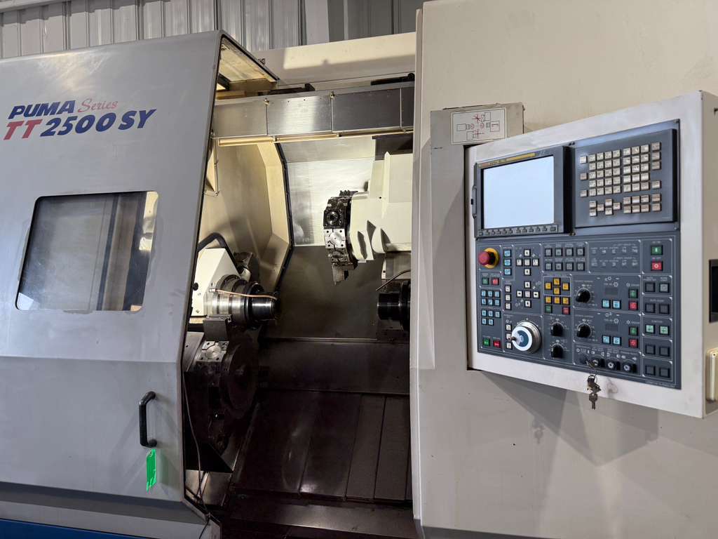 Used Daewoo Puma TT2500SY Multi Axis CNC Lathe