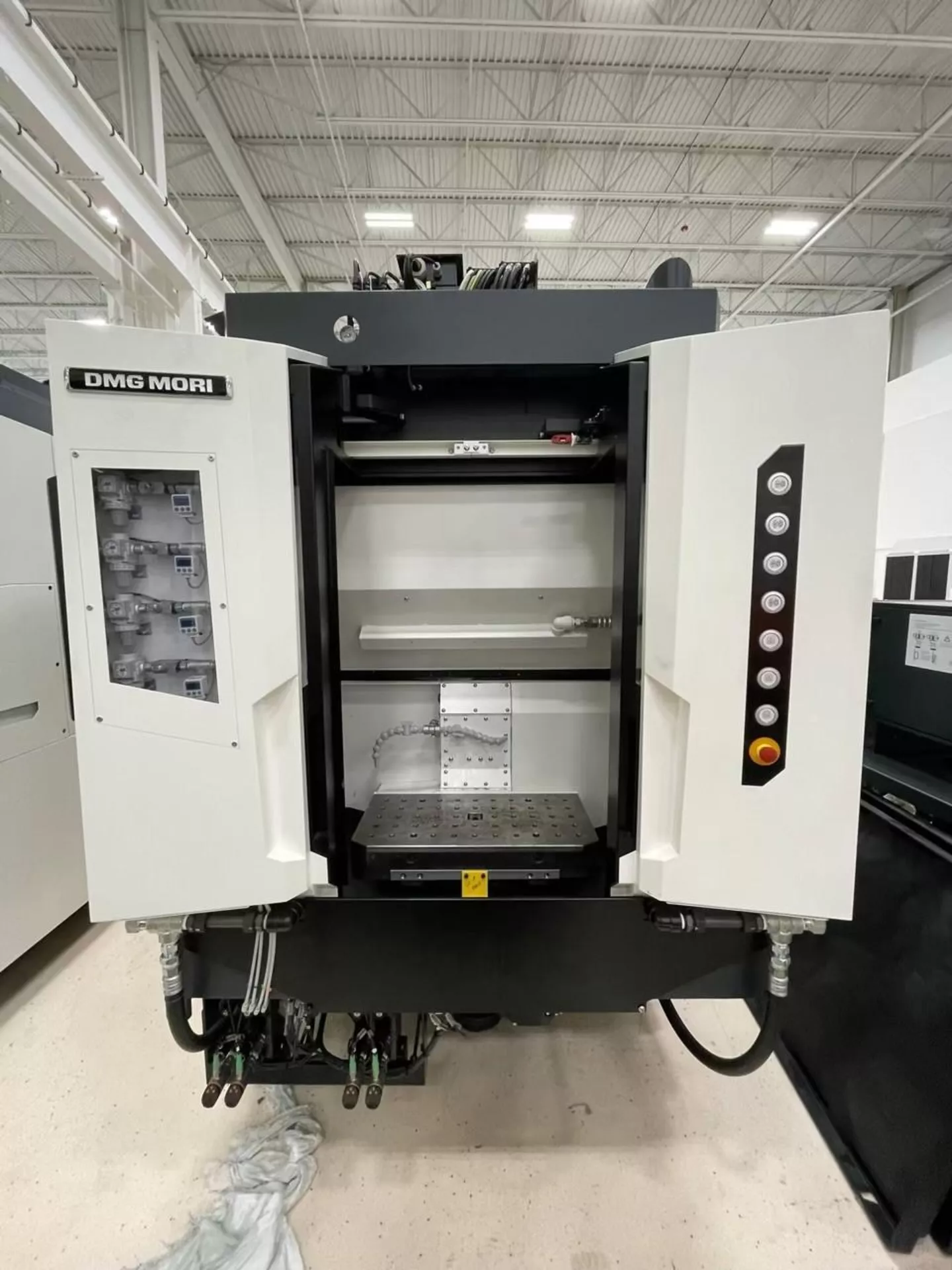 DMG MORI i30V 1