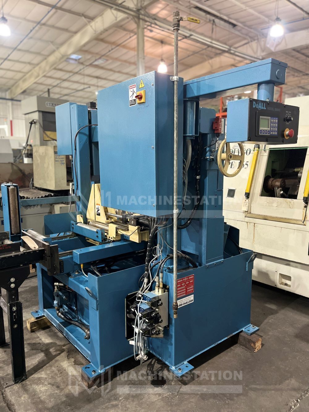 DoALL C330NC Horizontal Automatic Band Saw 2