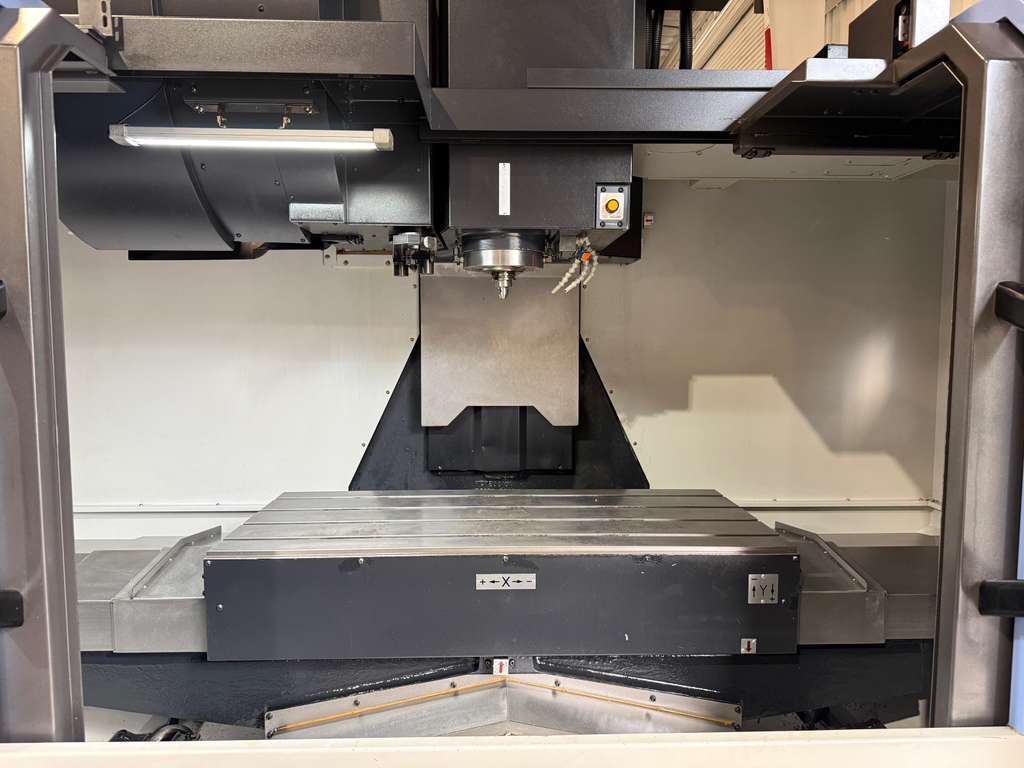 Doosan DNM-500II CNC Vertical Machining Center - TSC Mill 6