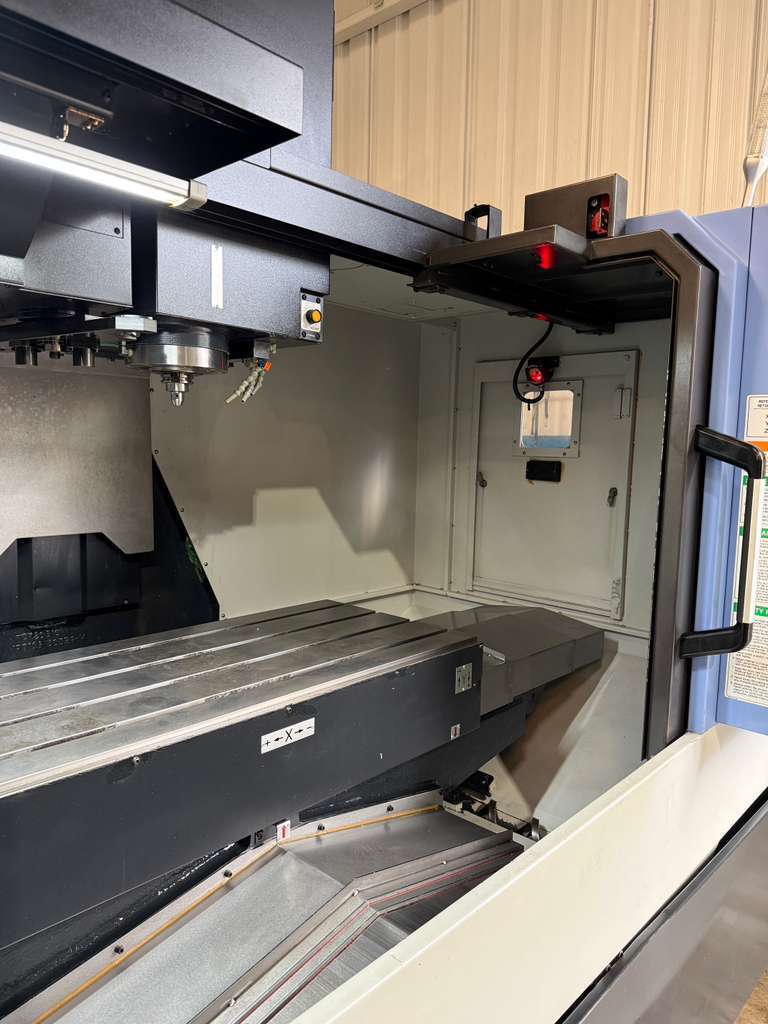 Doosan DNM-500II CNC Vertical Machining Center - TSC Mill 9
