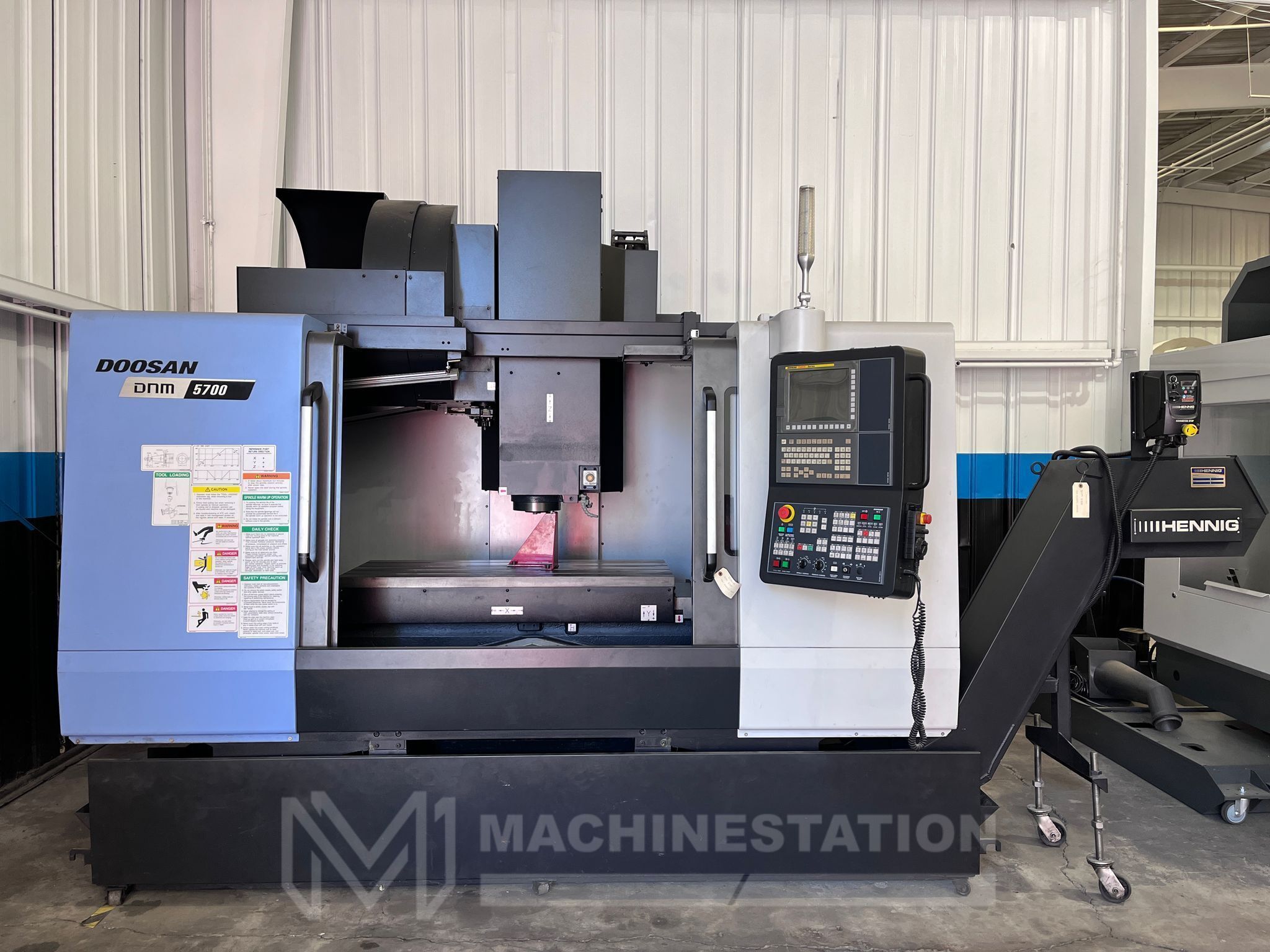 Doosan DNM-5700 CNC Vertical Machining Center - Mill 0