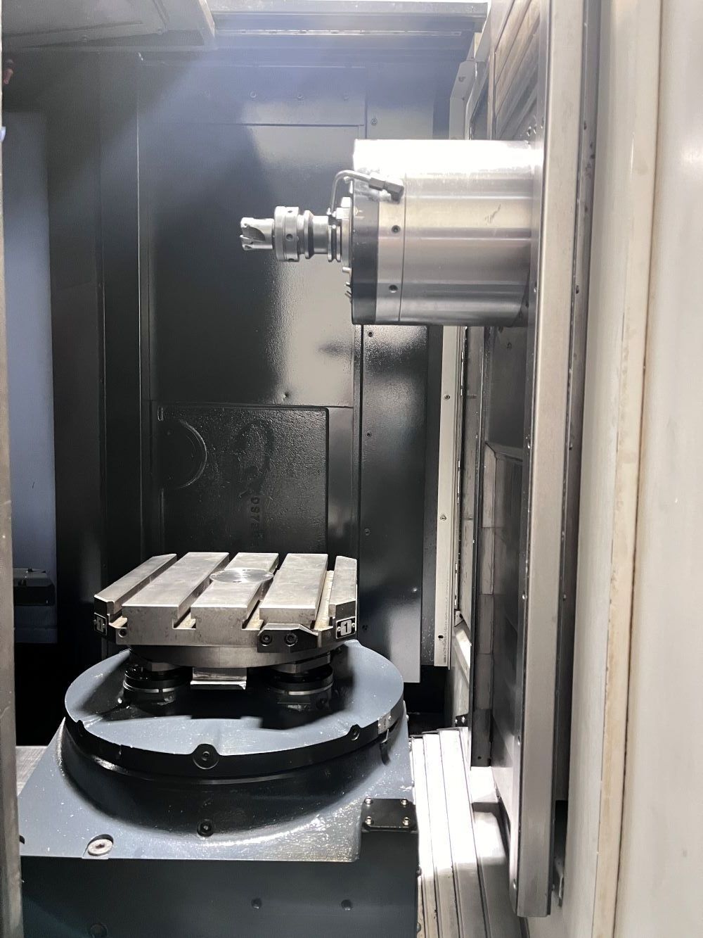 Doosan HP-4000 CNC Horizontal Machining Center 10