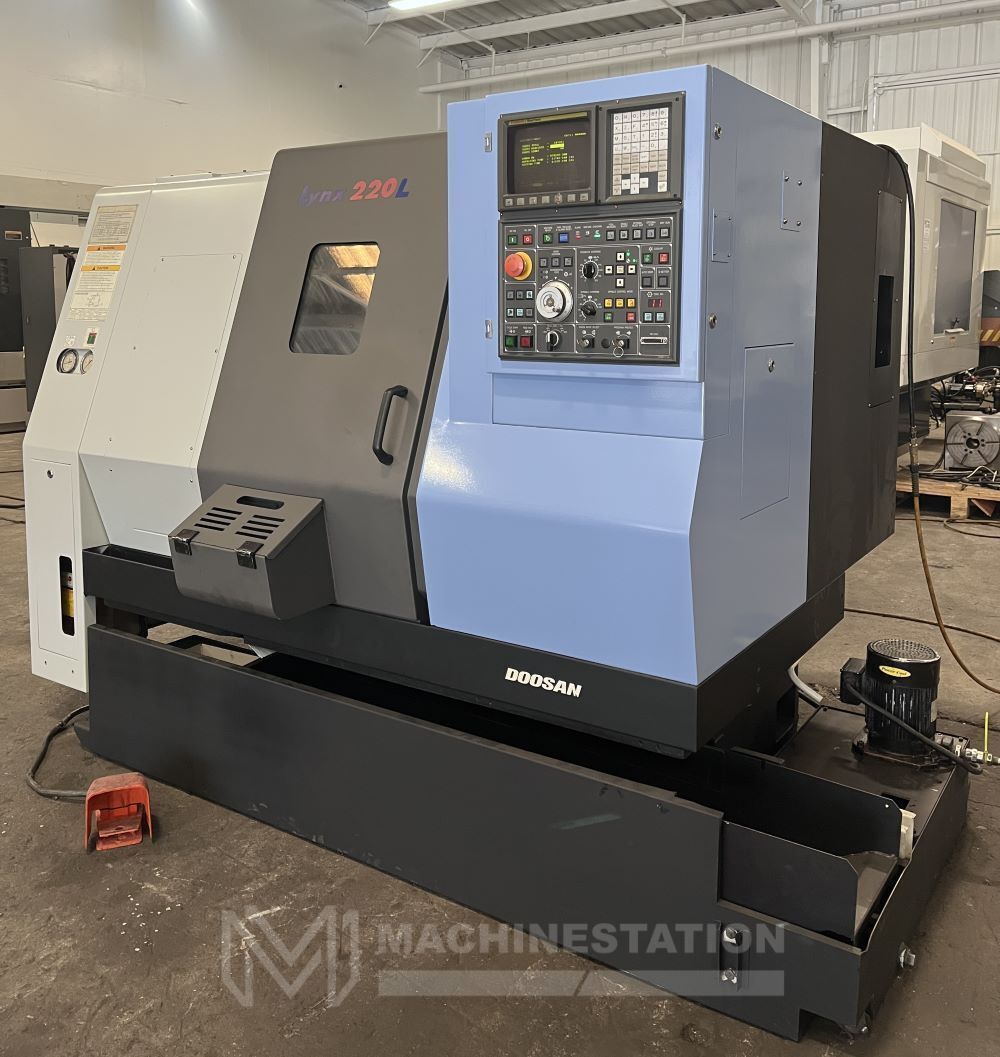 Doosan Lynx 220LC CNC Turning Center - Lathe 5