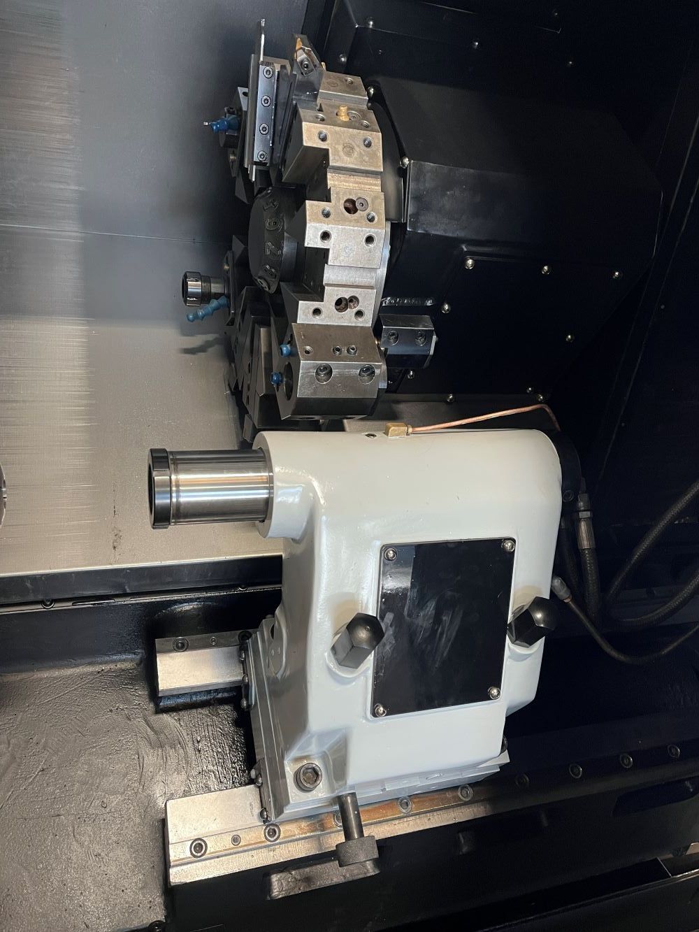 Doosan Lynx 220LC CNC Turning Center - Lathe 14