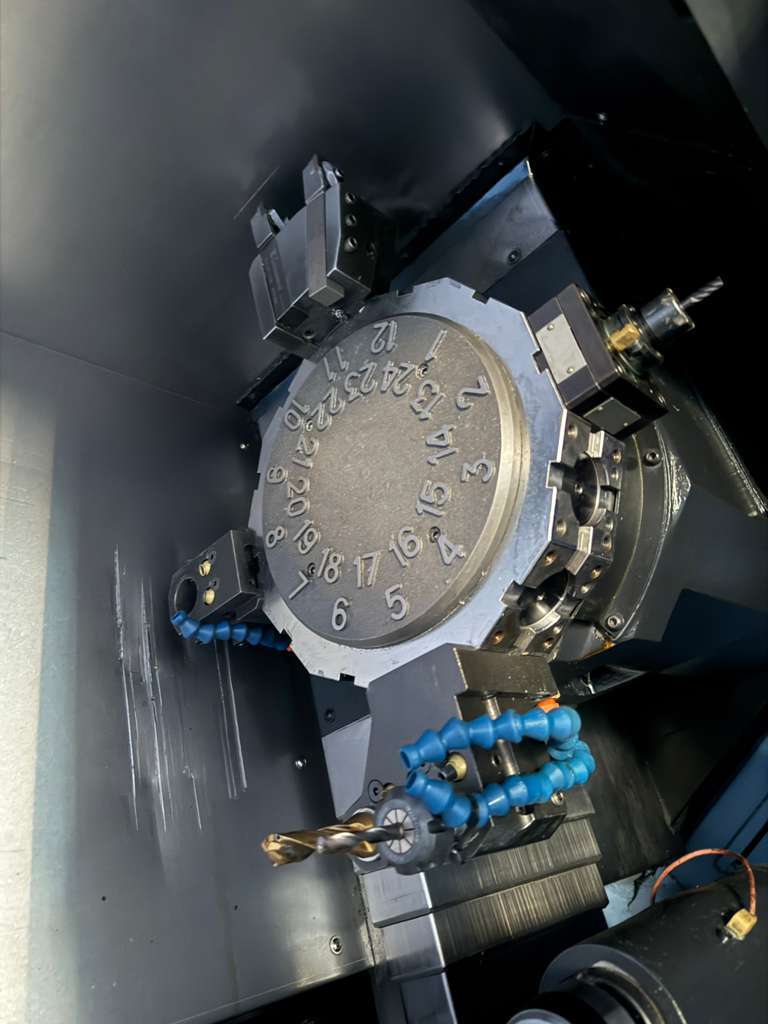 Doosan Lynx 220LMA CNC Turning Center - C Axis Live Tool Bar Feeder Lathe 16