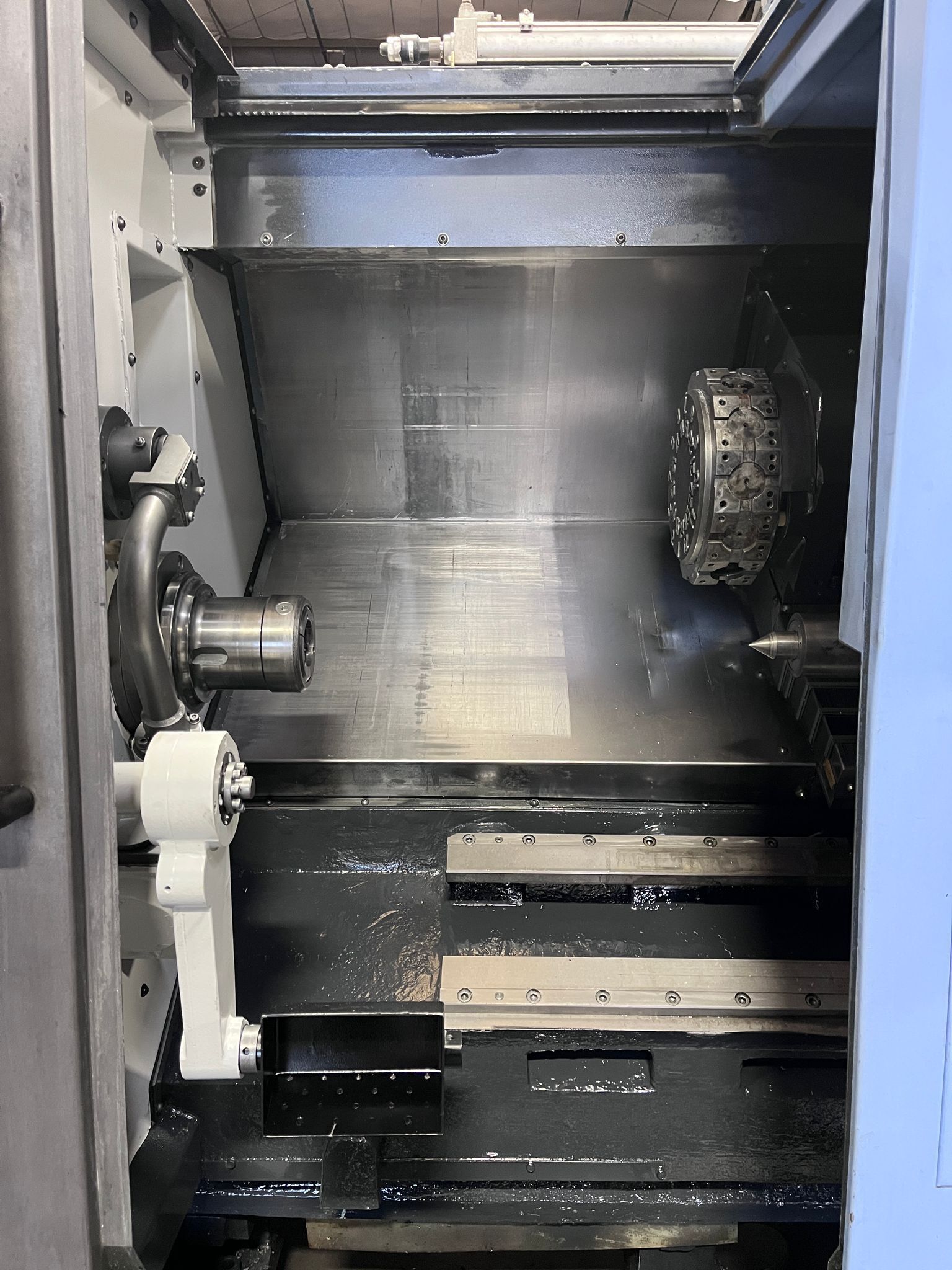 Doosan Lynx 220LMA CNC Turn Mill Center - Lathe 6