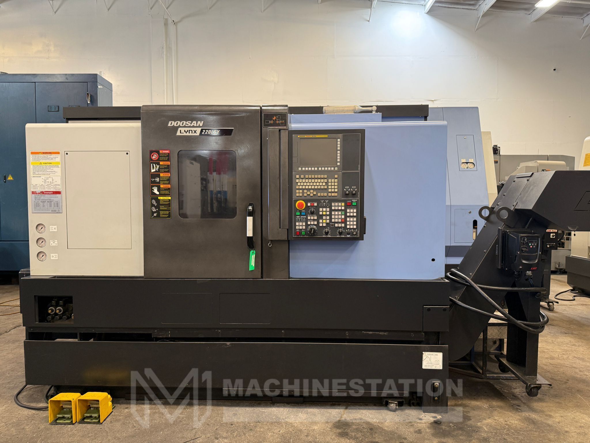 Doosan Lynx 220LSYC CNC Turning Center - Sub Spindle Y Axis Lathe 1