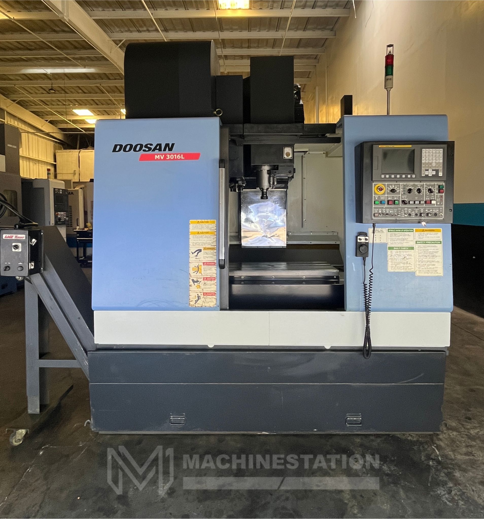 Doosan MV-3016L CNC Vertical Machining Center - Mill 1