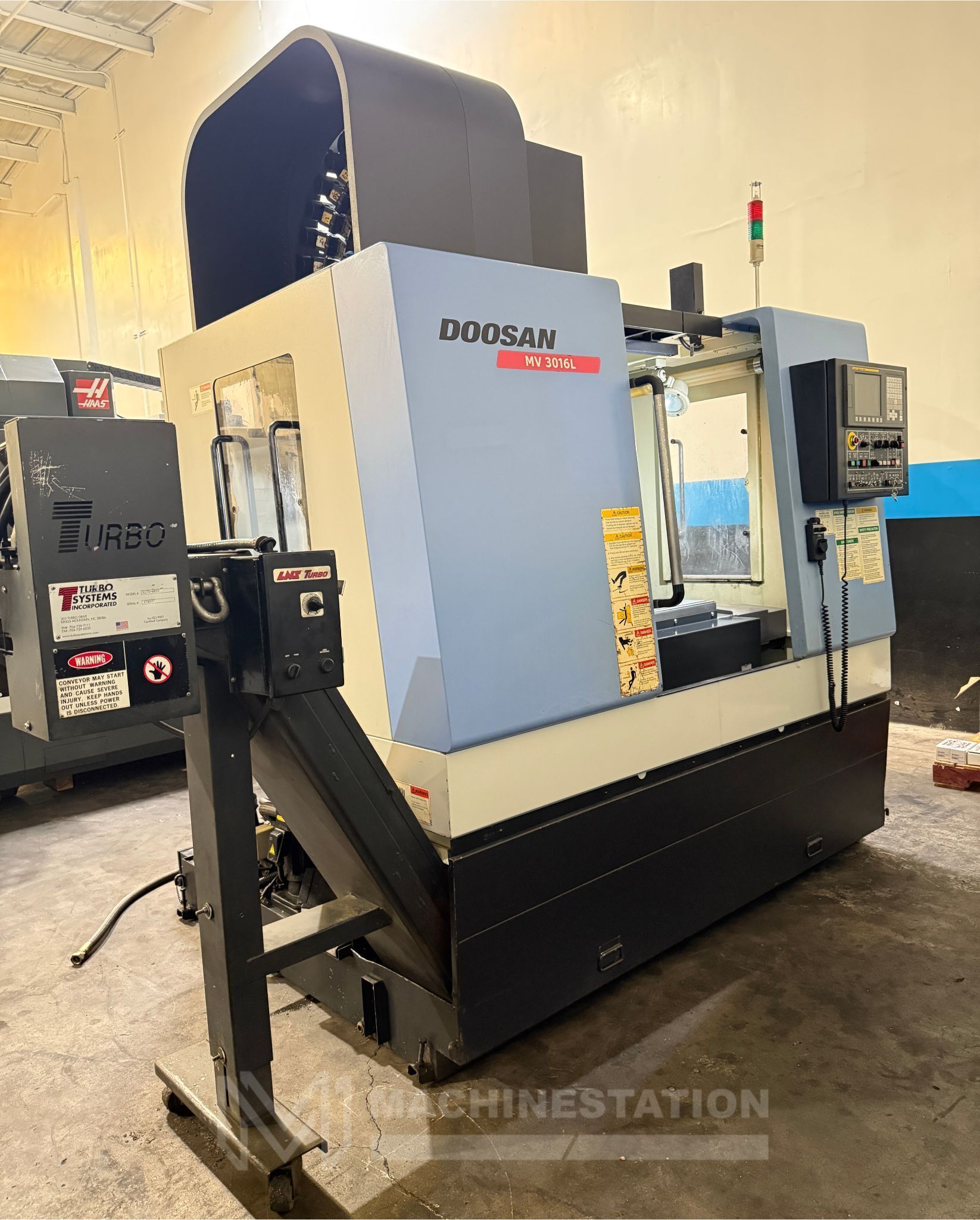 Doosan MV-3016L CNC Vertical Machining Center - Mill 3