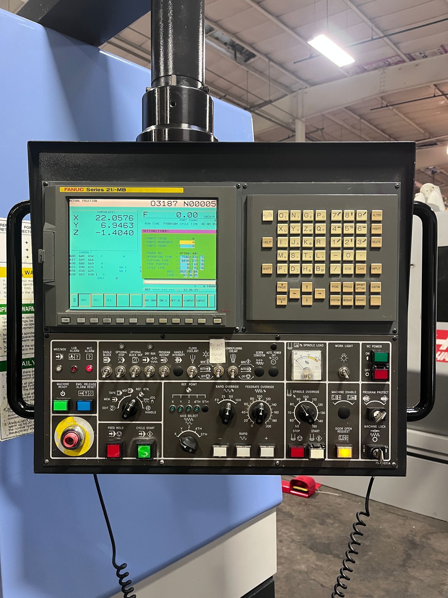 Doosan MV-4020LS CNC Vertical Machining Center - Mill 5