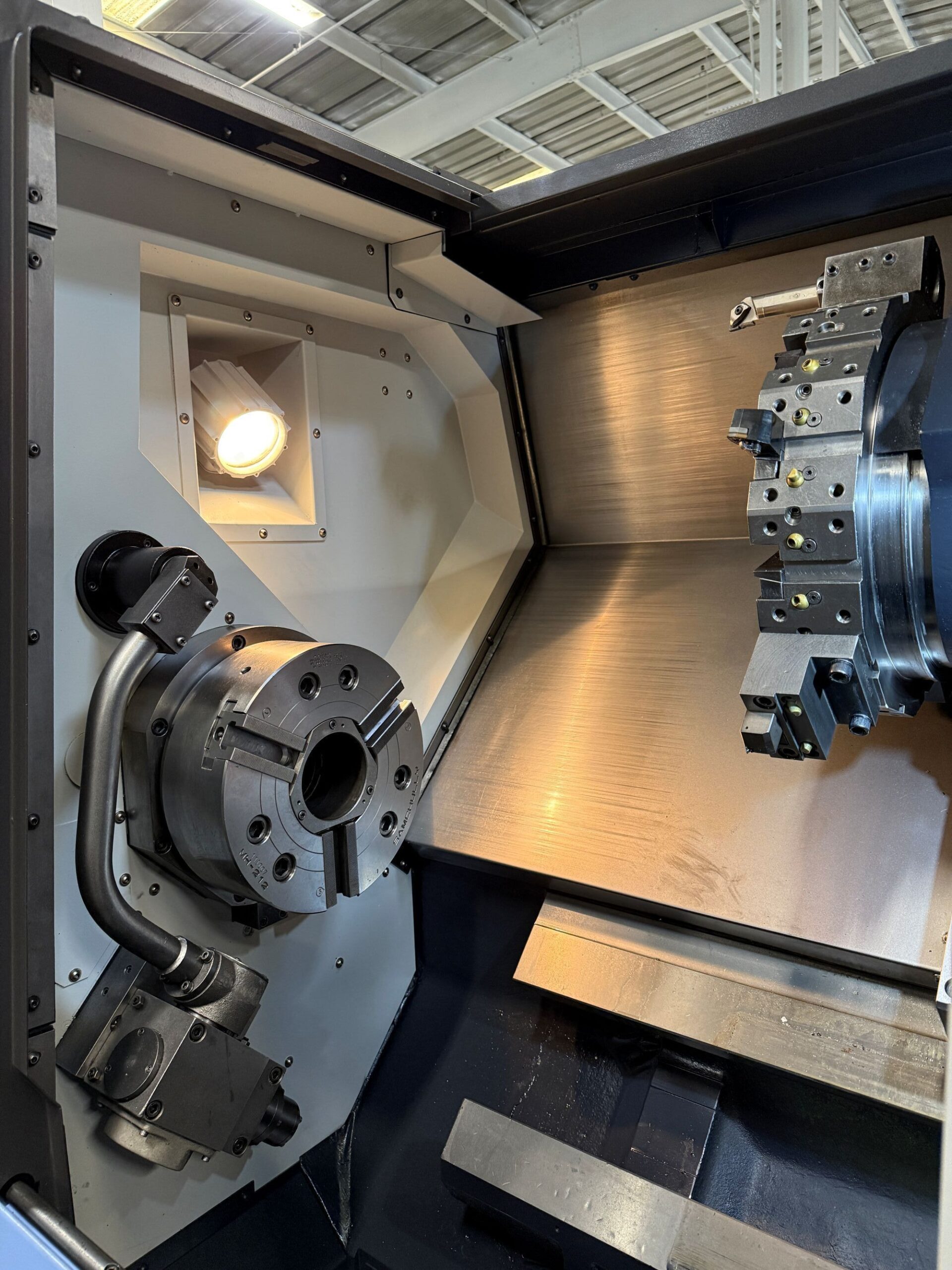 Doosan Puma 300C CNC Turning Center - 12″ Chuck Lathe 10