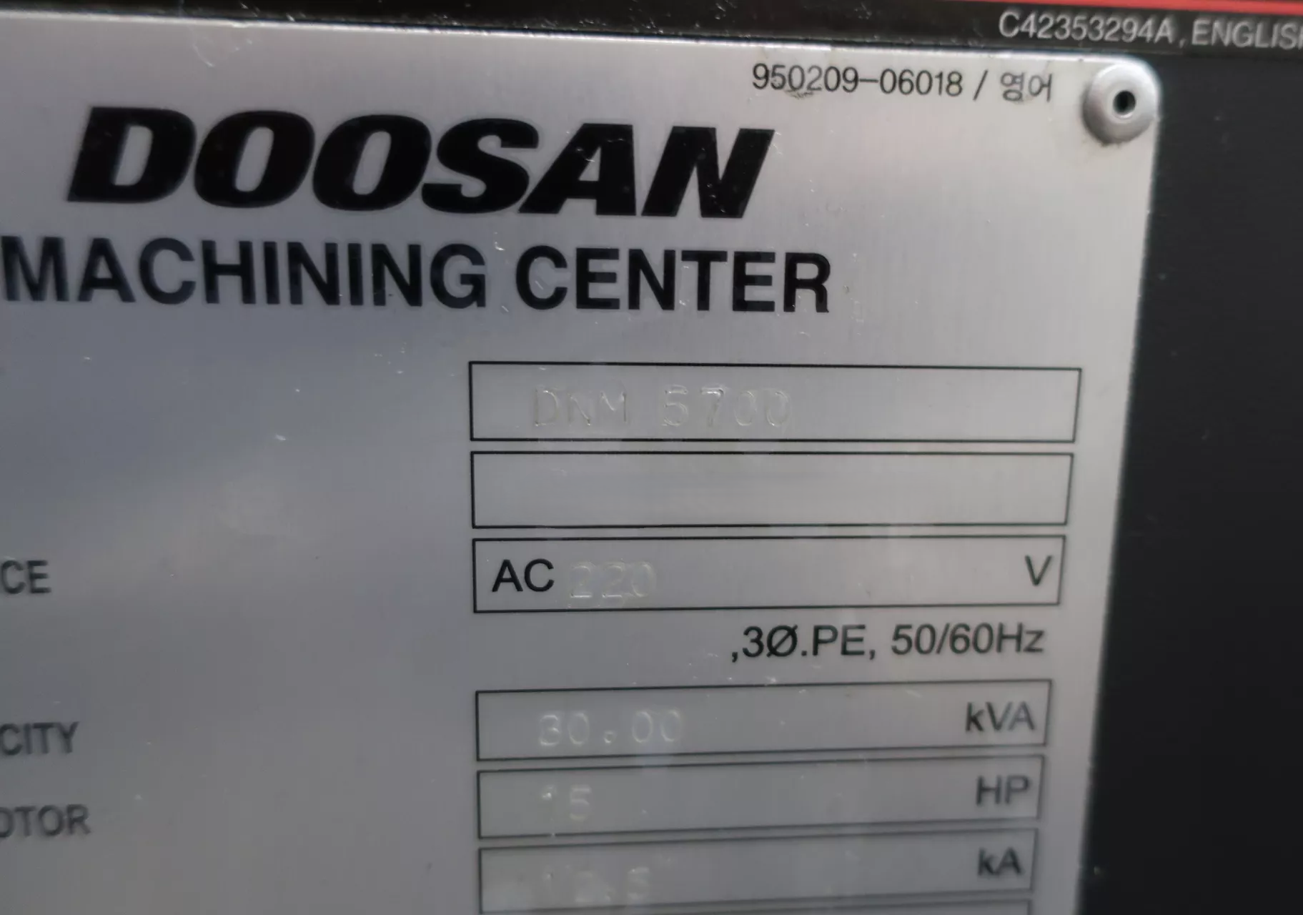 Doosan DNM 5700 4