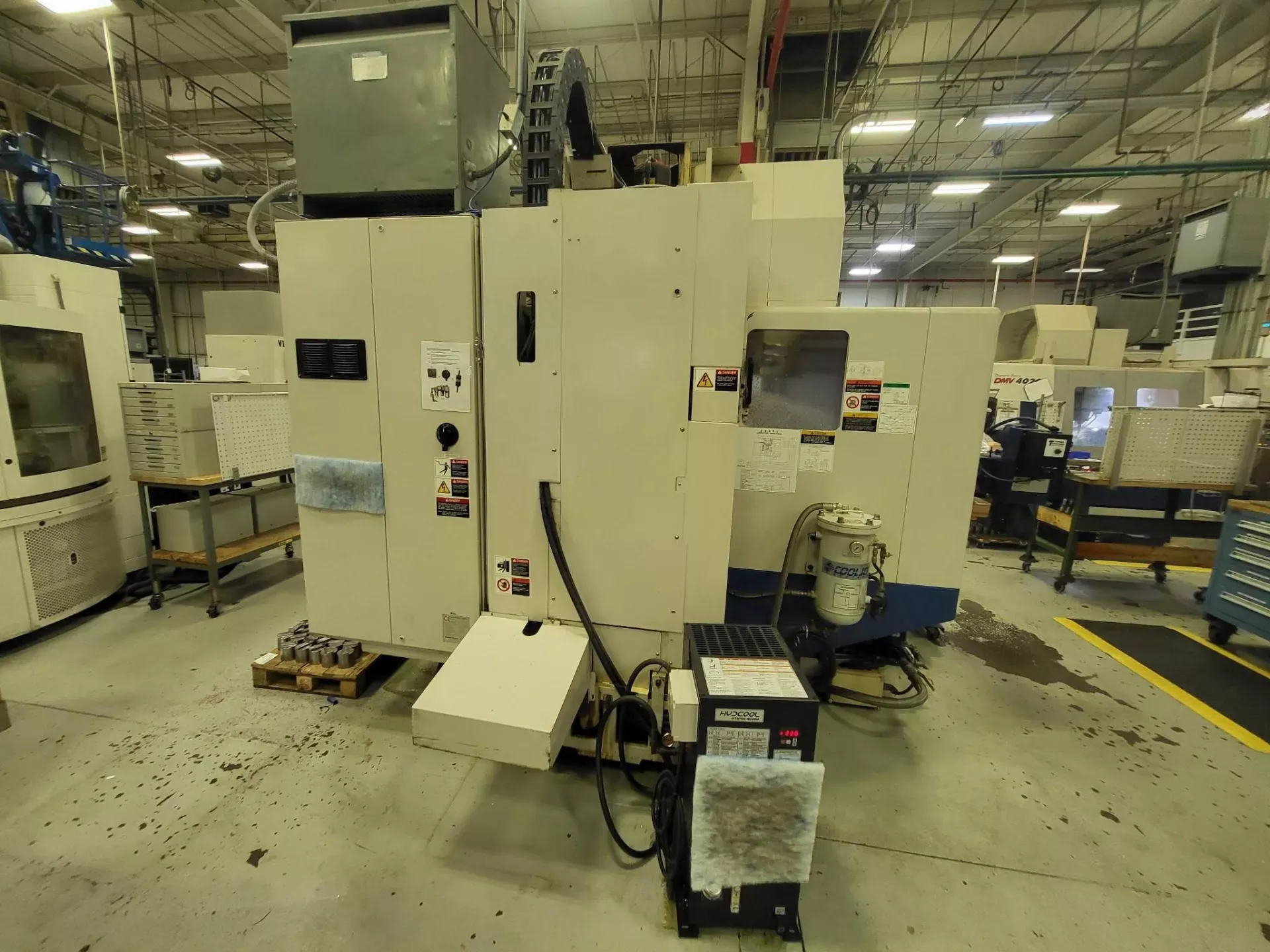 DOOSAN DMV-4020 CNC Vertical Machining Centers 14