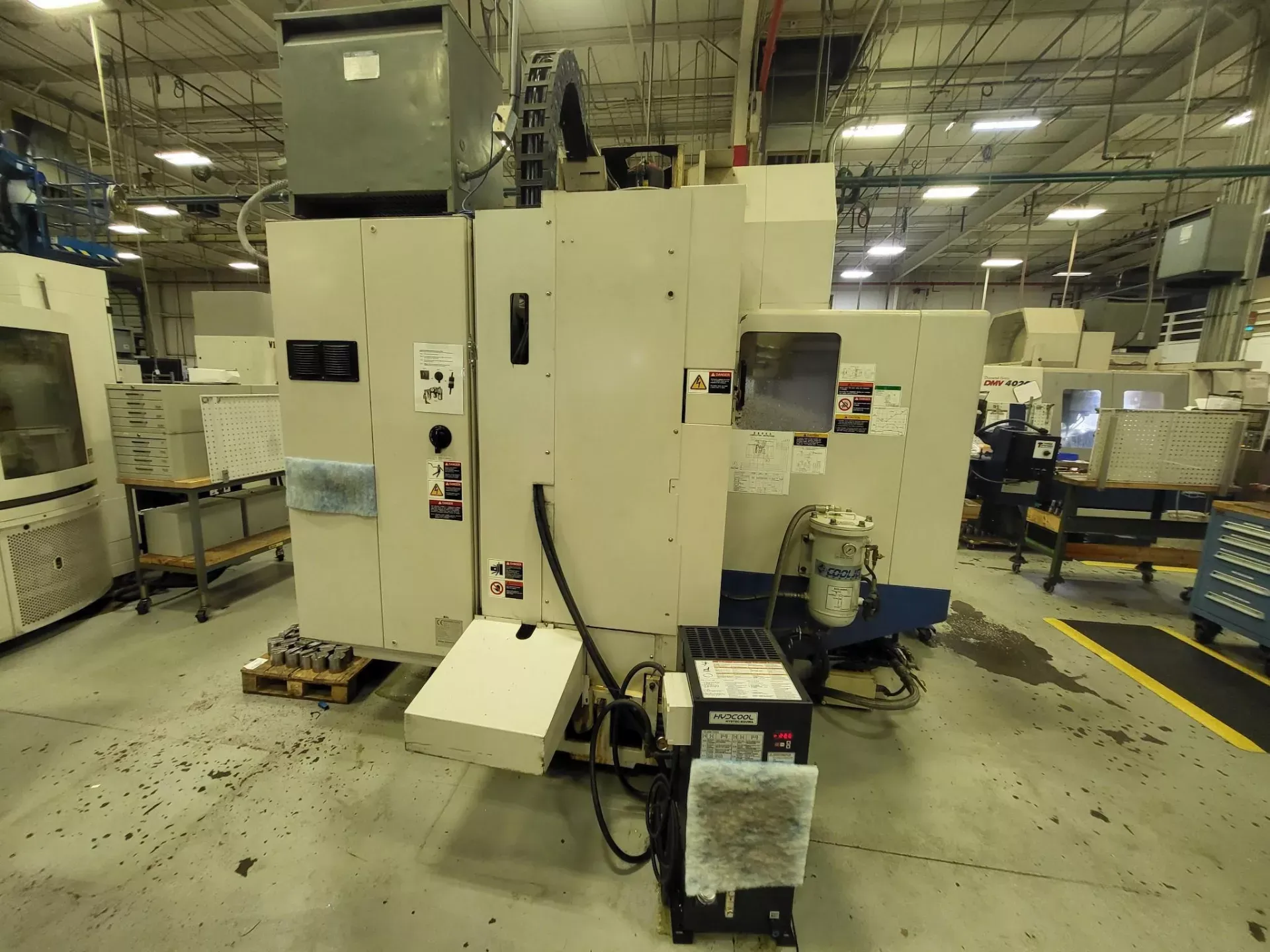 DOOSAN DMV-4020 CNC Vertical Machining Centers 15
