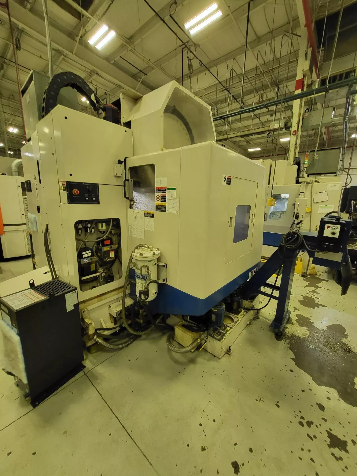 DOOSAN DMV-4020 CNC Vertical Machining Centers 19
