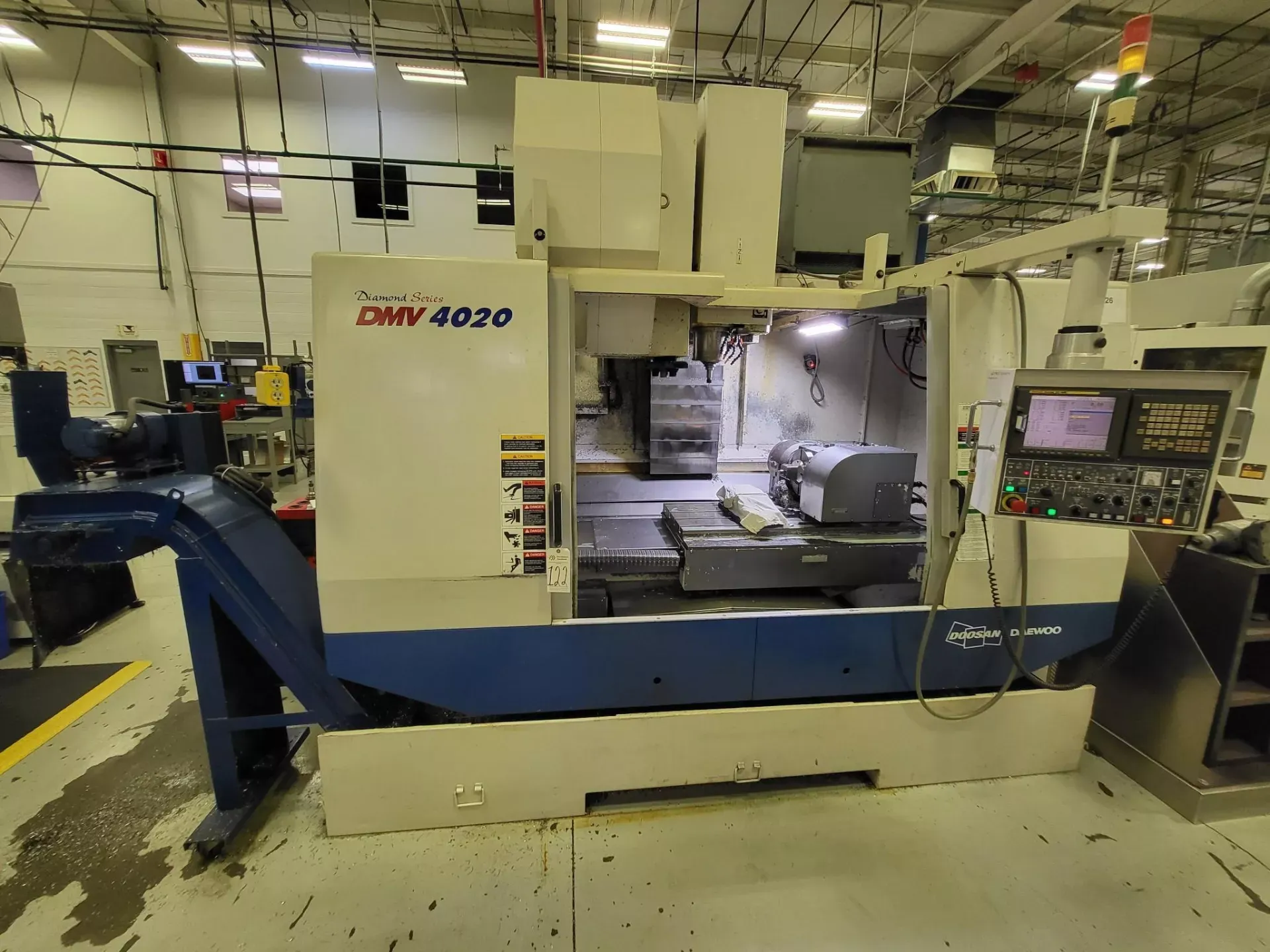 DOOSAN DMV-4020 CNC Vertical Machining Centers 31