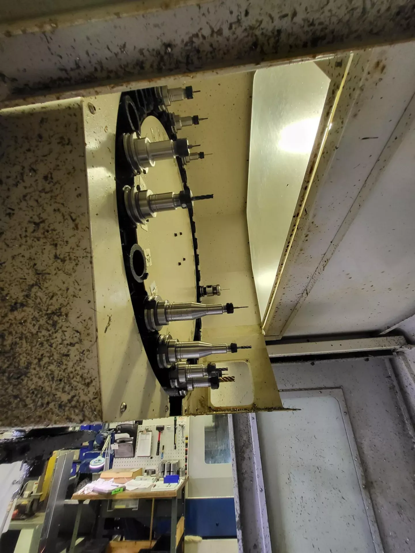 DOOSAN DMV-4020 CNC Vertical Machining Centers 4