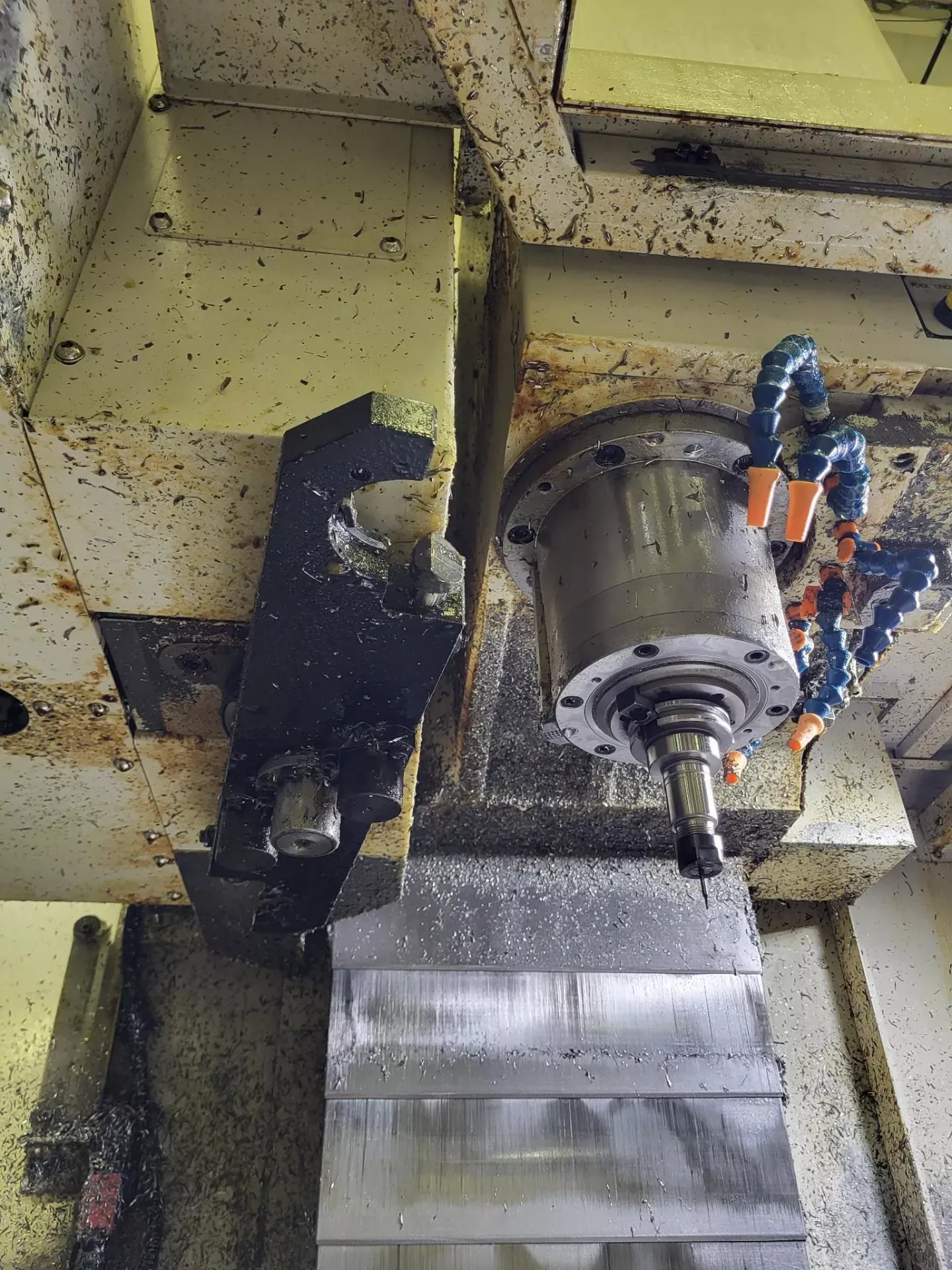 DOOSAN DMV-4020 CNC Vertical Machining Centers 6