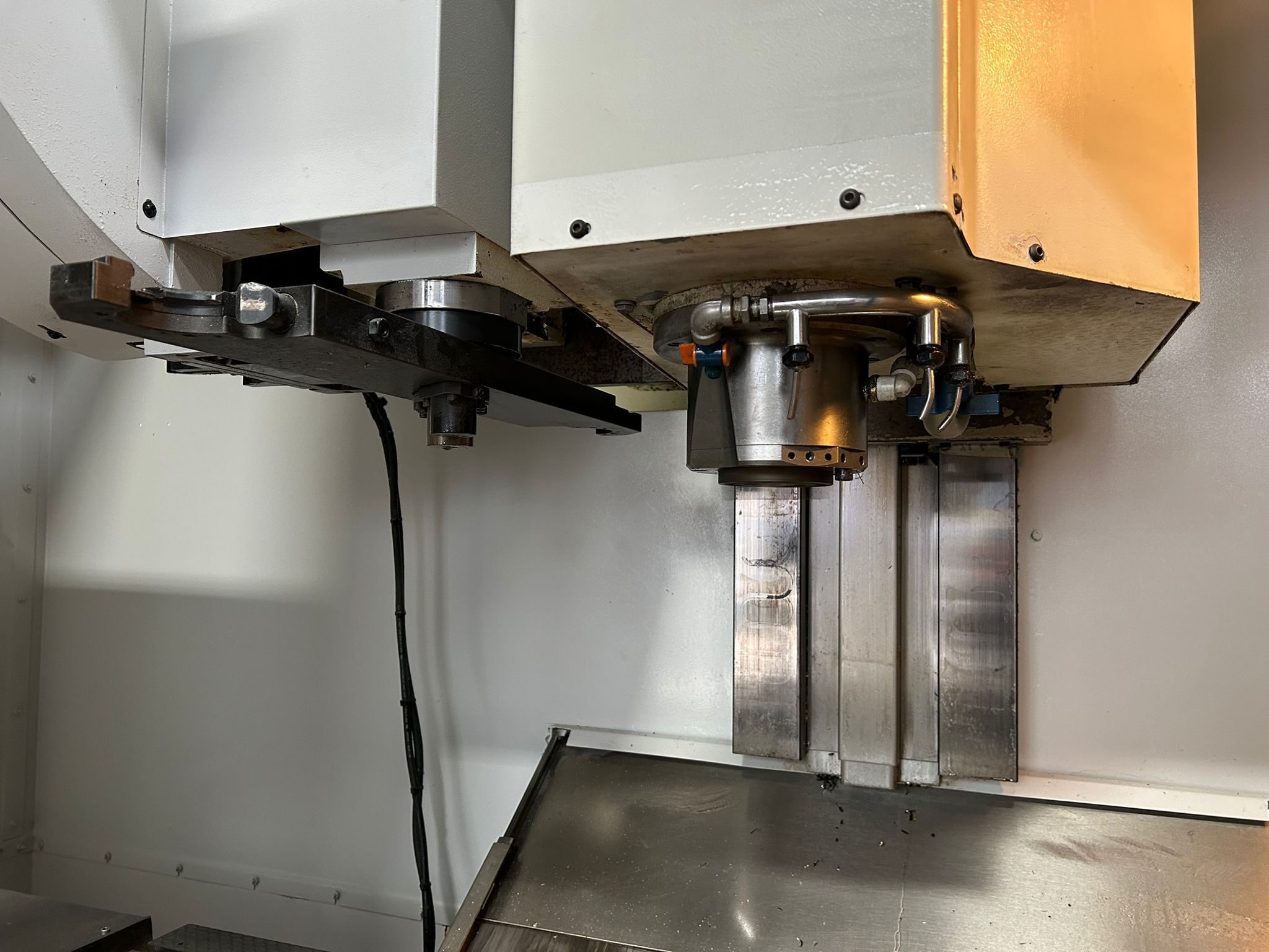 Fadal VMC 4020 HT Vertical Machining Center - Mill 8