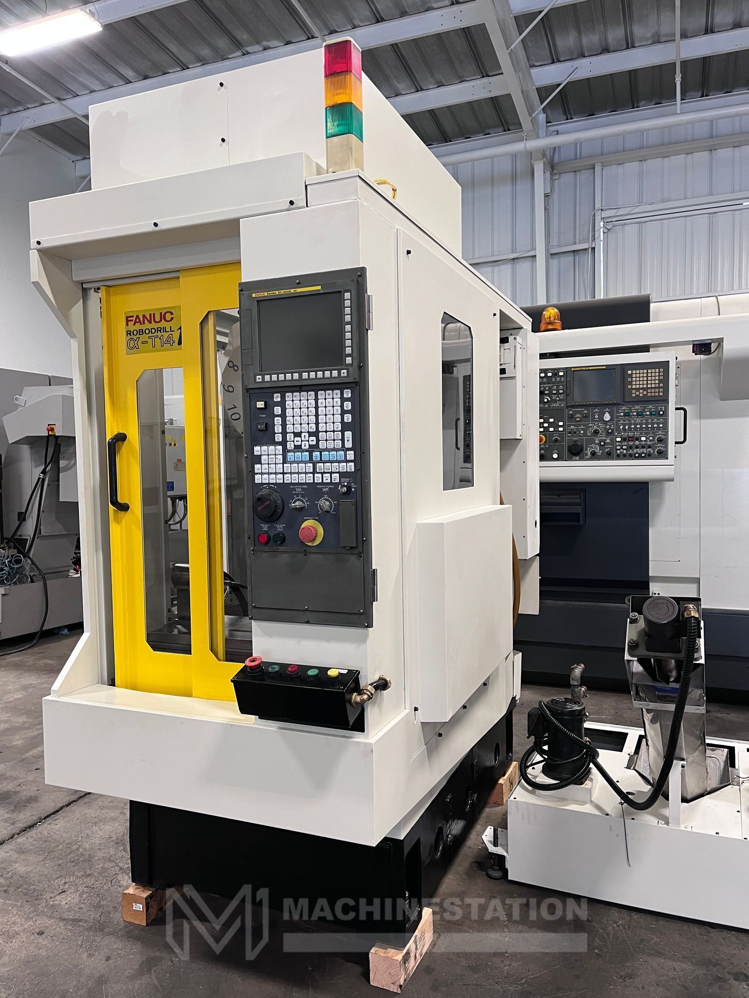 Fanuc Robodrill α-T14iEs CNC Drill Tap Center - 4th Axis Mill 3