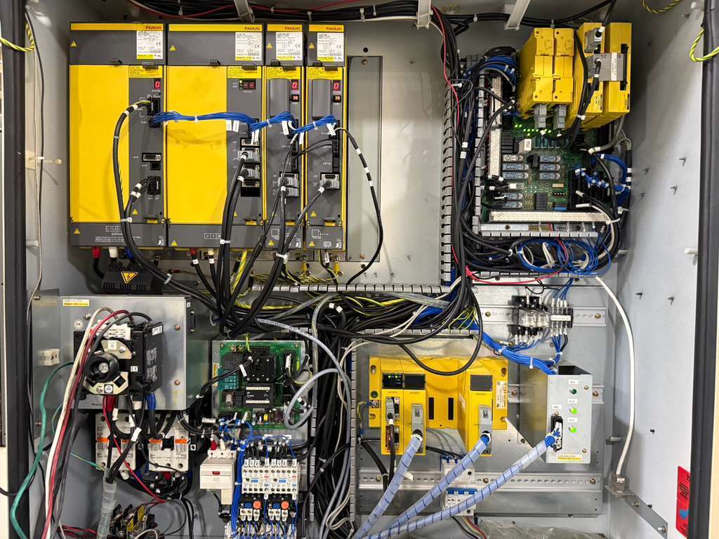 Fanuc Robodrill α-T21iFL CNC Drill Tap Center - Pallet Changer Mill 8