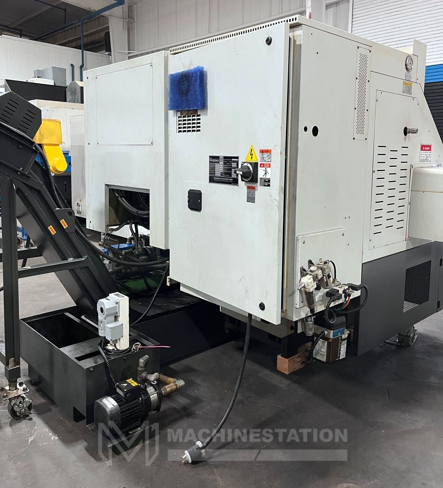 Yama Seiki GA-2000/300 CNC Turning Center - Lathe 12