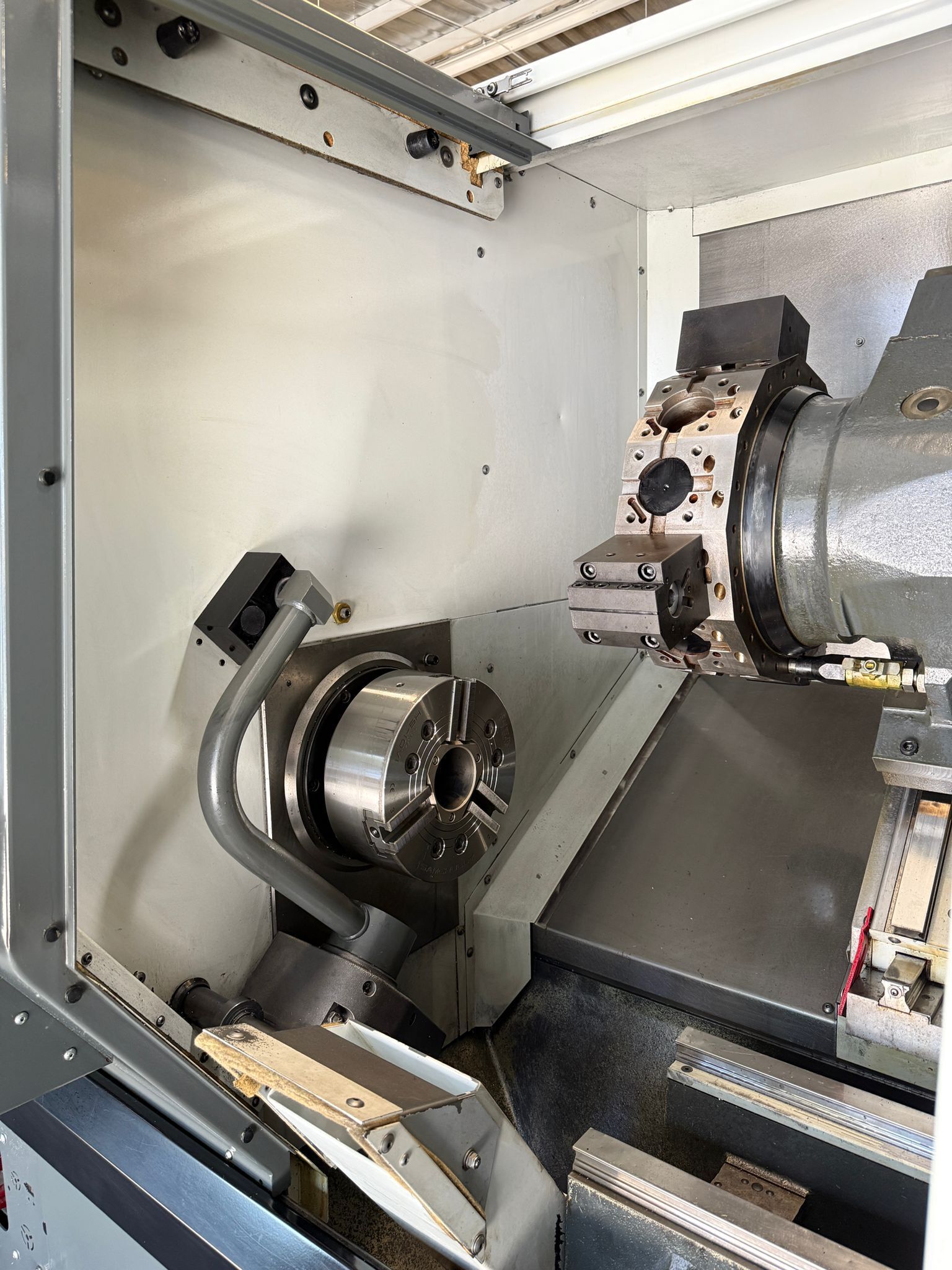 Haas ST-30Y CNC Turning Center - C & Y Axis 10" Chuck Tailstock Lathe 6