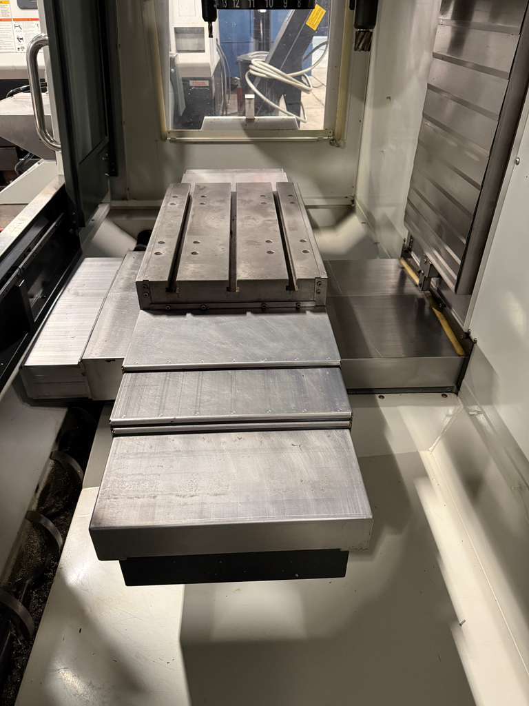 Haas VF-1 CNC Vertical Machining Center - 2016 Mill 9