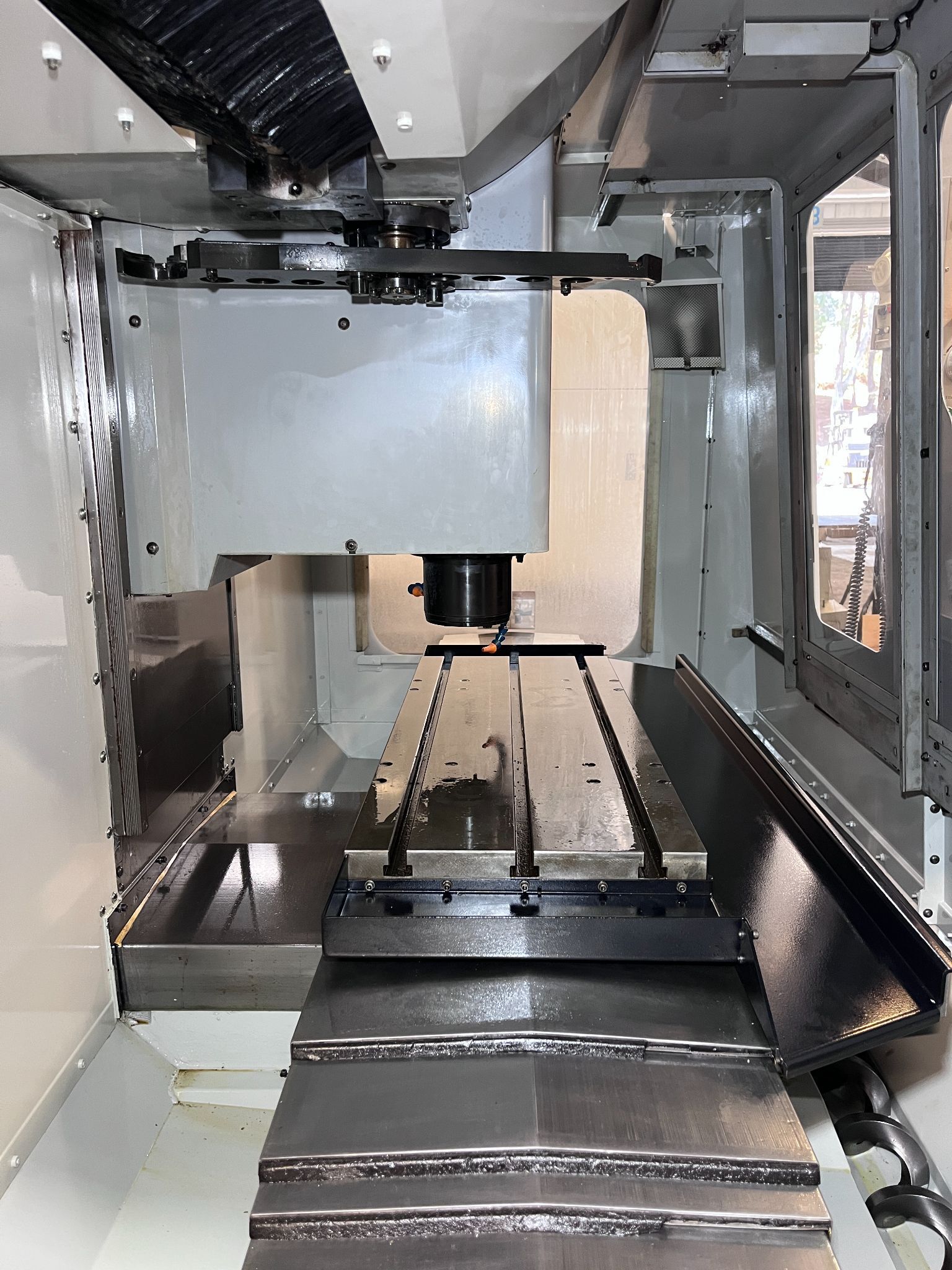 Haas VF-2D CNC Vertical Machining Center - 4th Axis Ready Mill 10