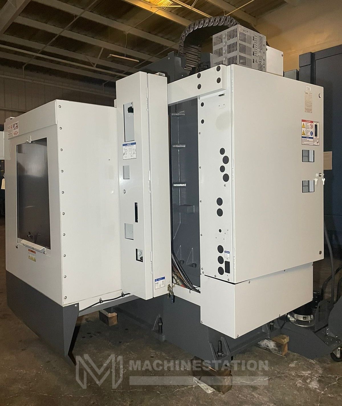 Haas VF-2SS CNC Vertical Machining Center - Mill 18
