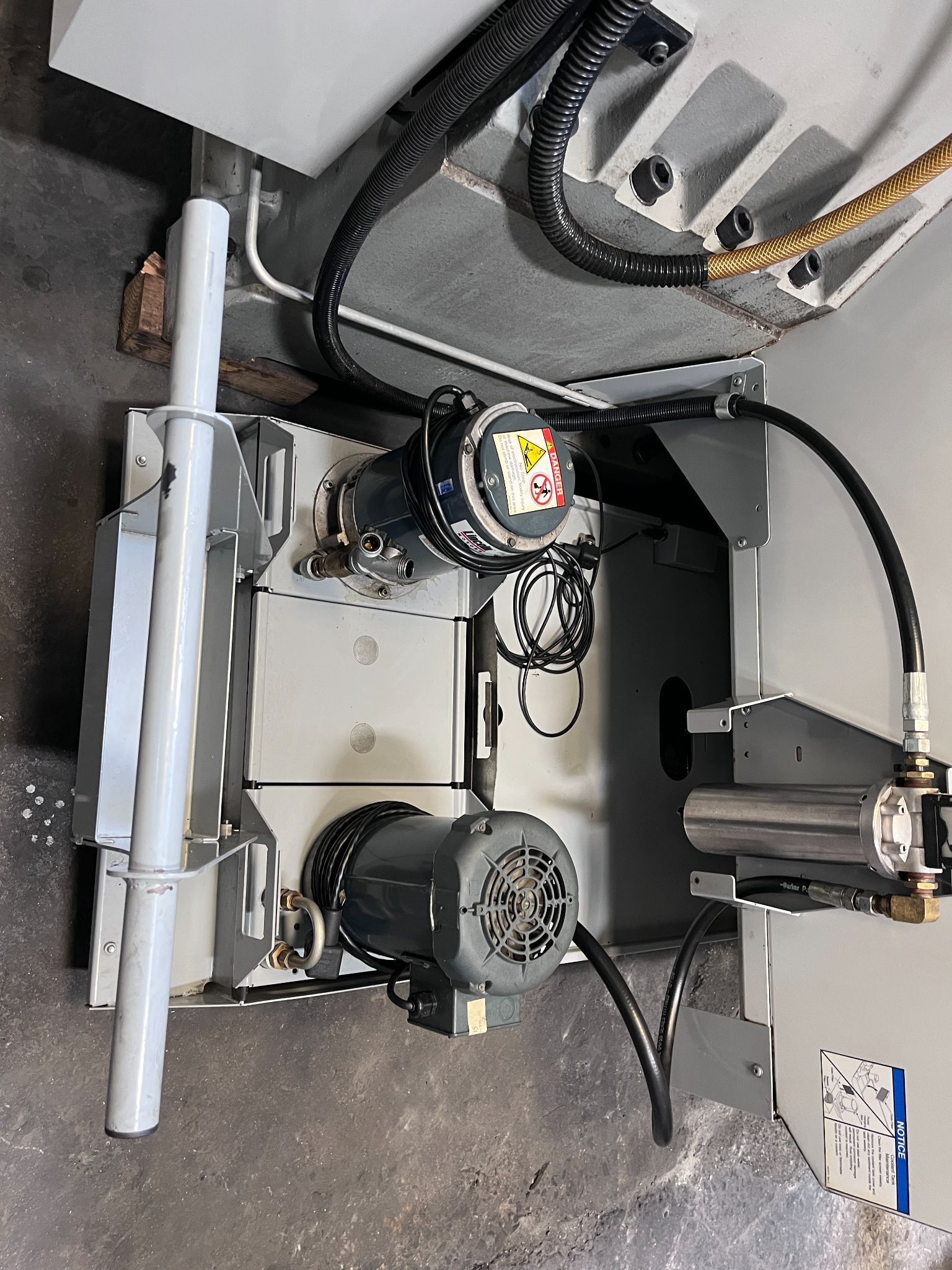 Haas VF-3B CNC Vertical Machining Center - TSC 10,000 RPM Mill 10