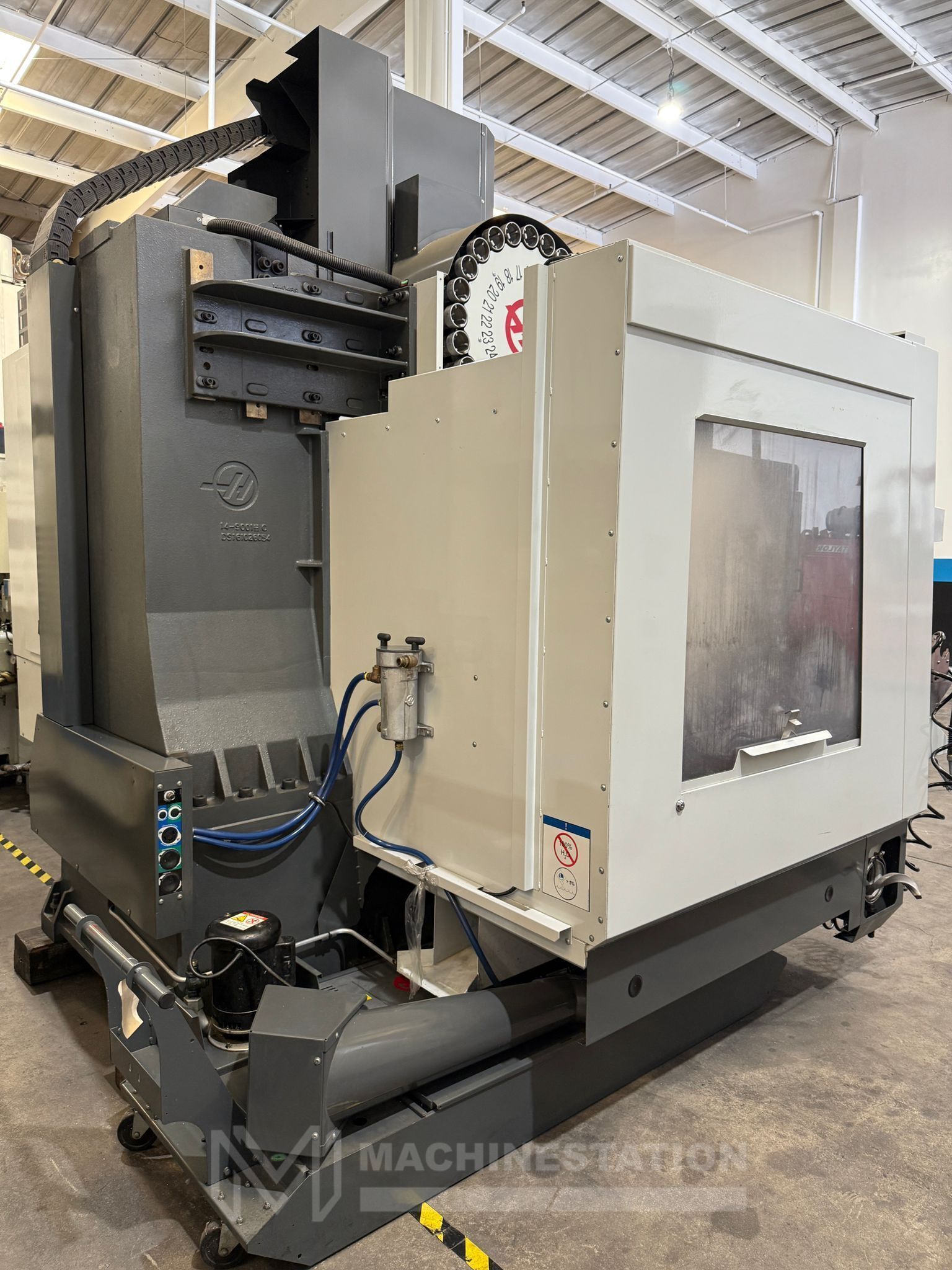 Haas VF-3SSYT CNC Vertical Machining Center - Mill 14